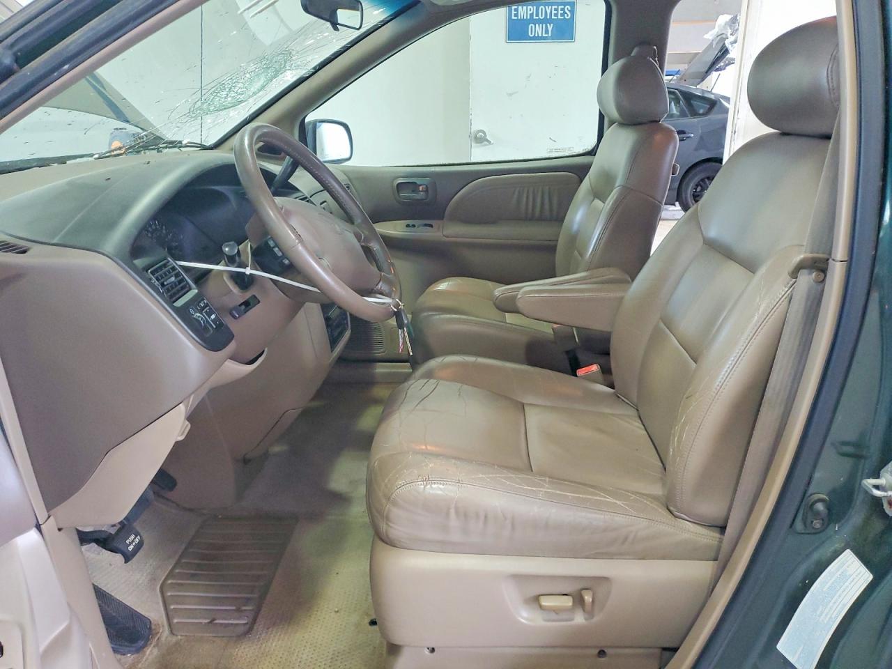 2000 Toyota Sienna Xle Green vin: 4T3ZF13C8YU206580