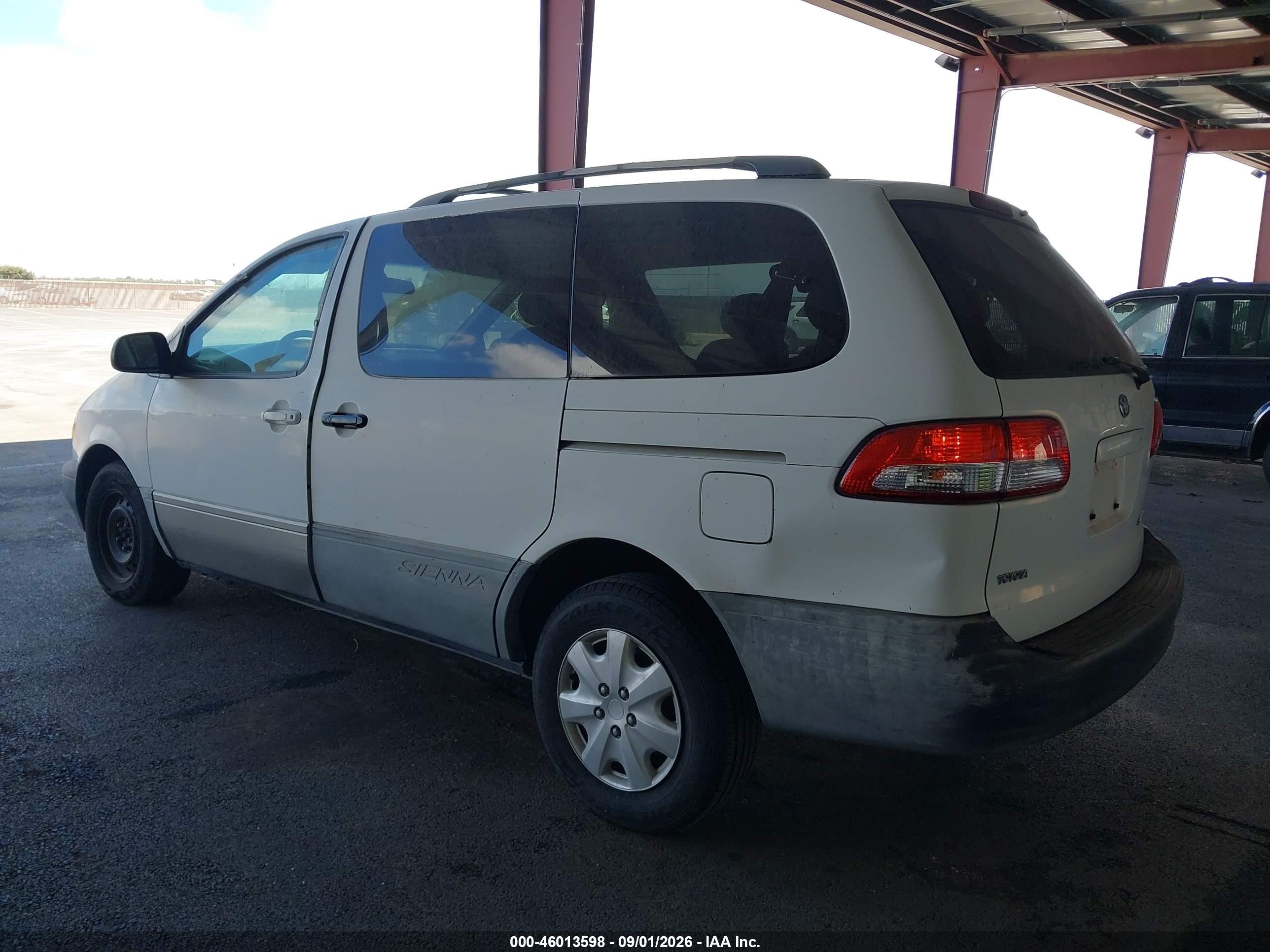 2001 Toyota Sienna Le White vin: 4T3ZF13C91U387162