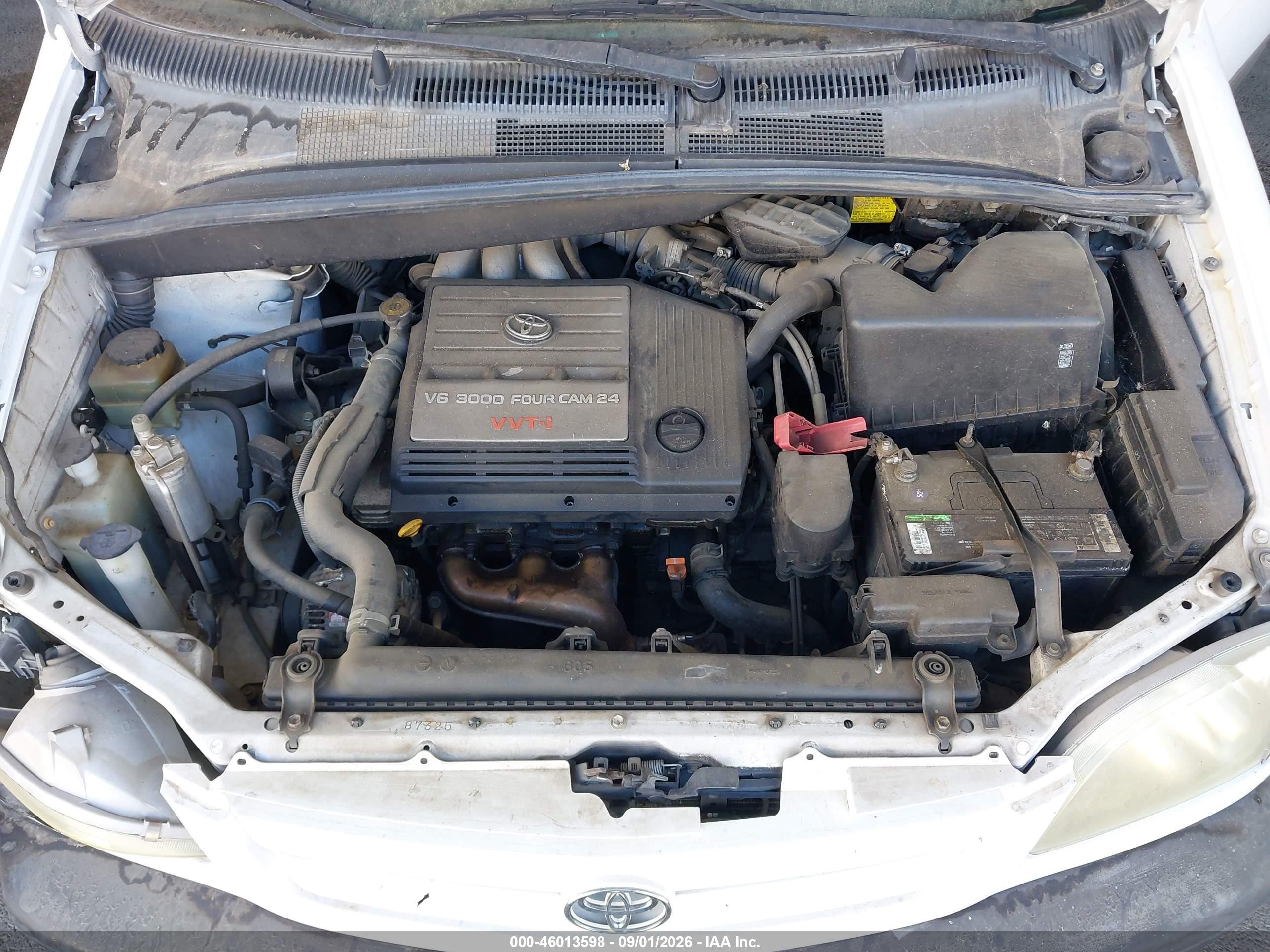 2001 Toyota Sienna Le White vin: 4T3ZF13C91U387162