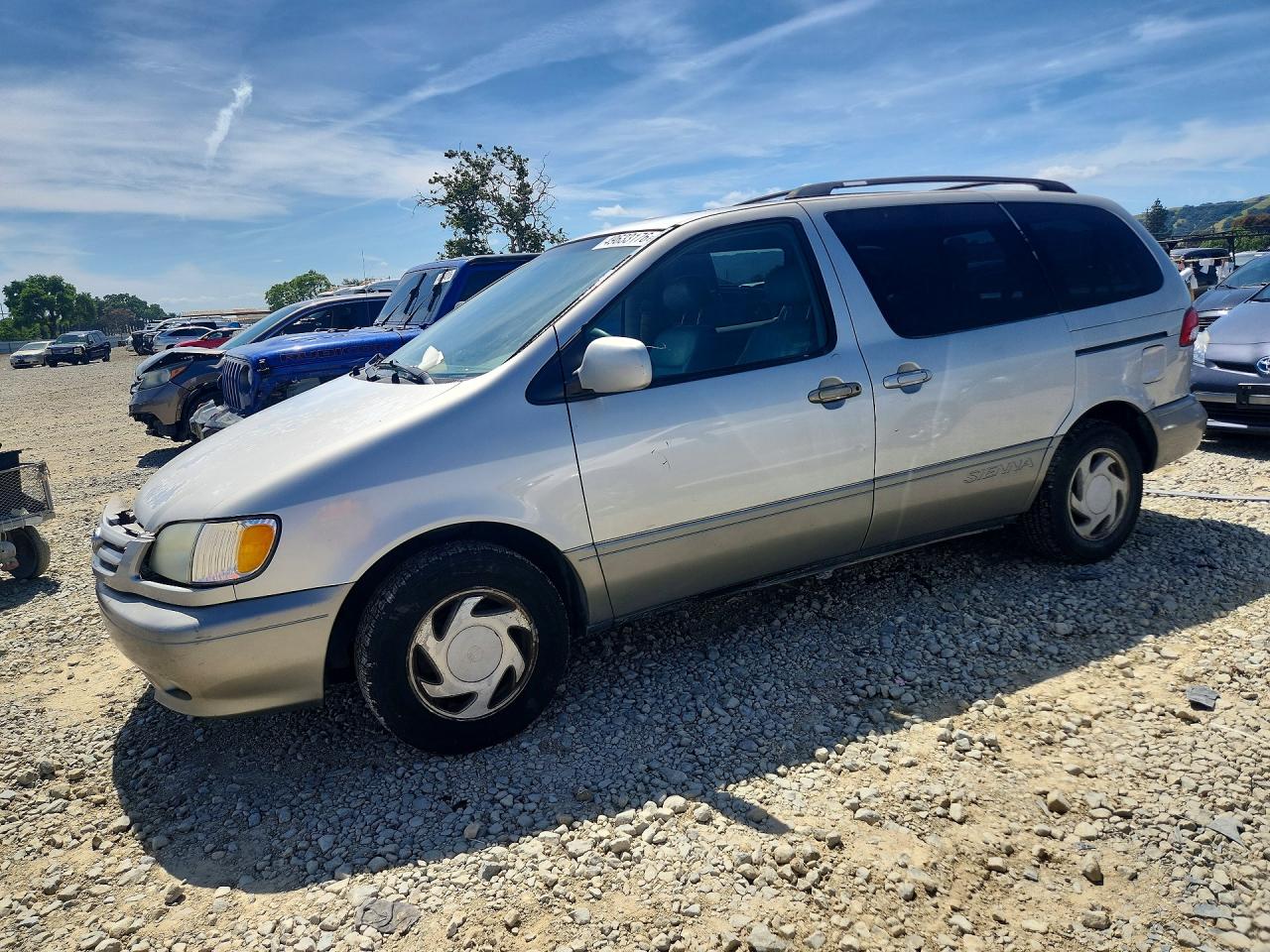 2002 Toyota Sienna Xle Silver vin: 4T3ZF13C92U469829