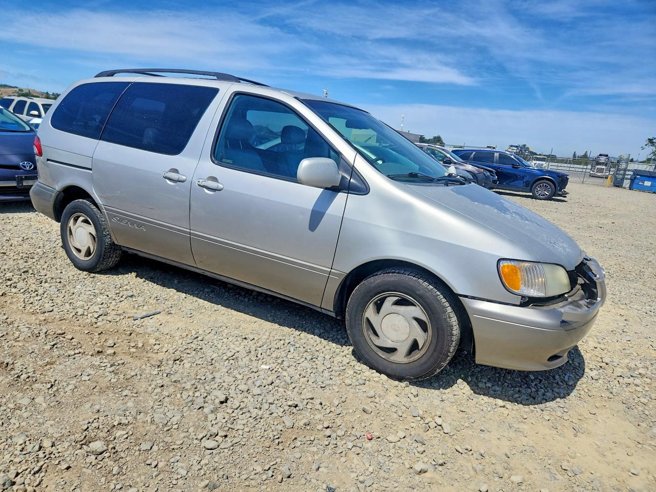 2002 Toyota Sienna Xle Silver vin: 4T3ZF13C92U469829