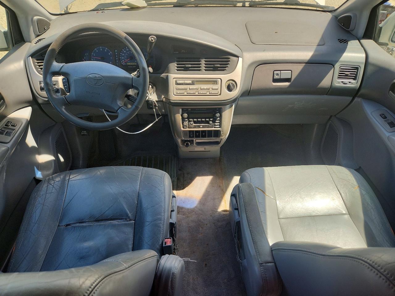 2002 Toyota Sienna Xle Silver vin: 4T3ZF13C92U469829