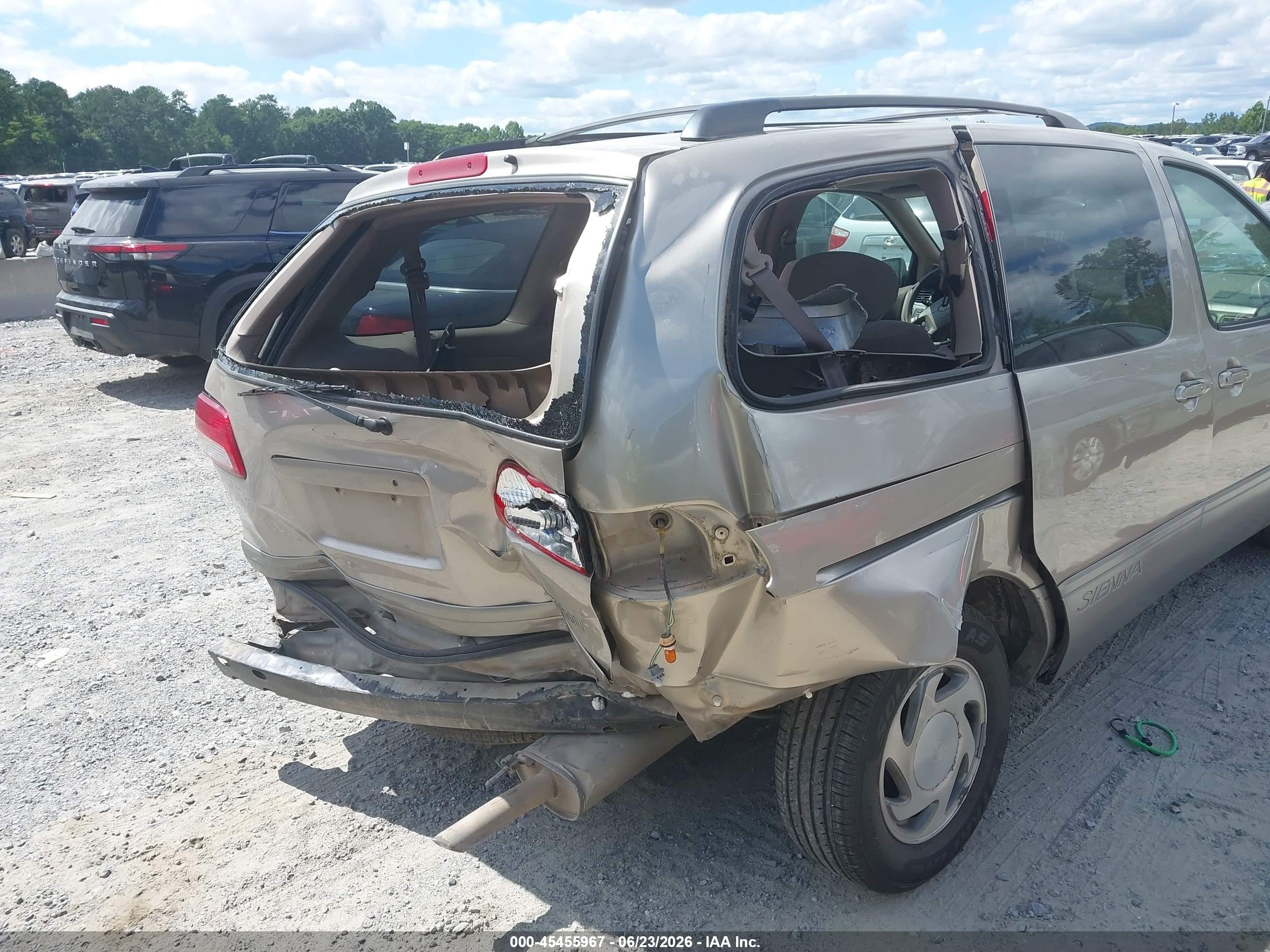 2003 Toyota Sienna Le Tan vin: 4T3ZF13C93U520716