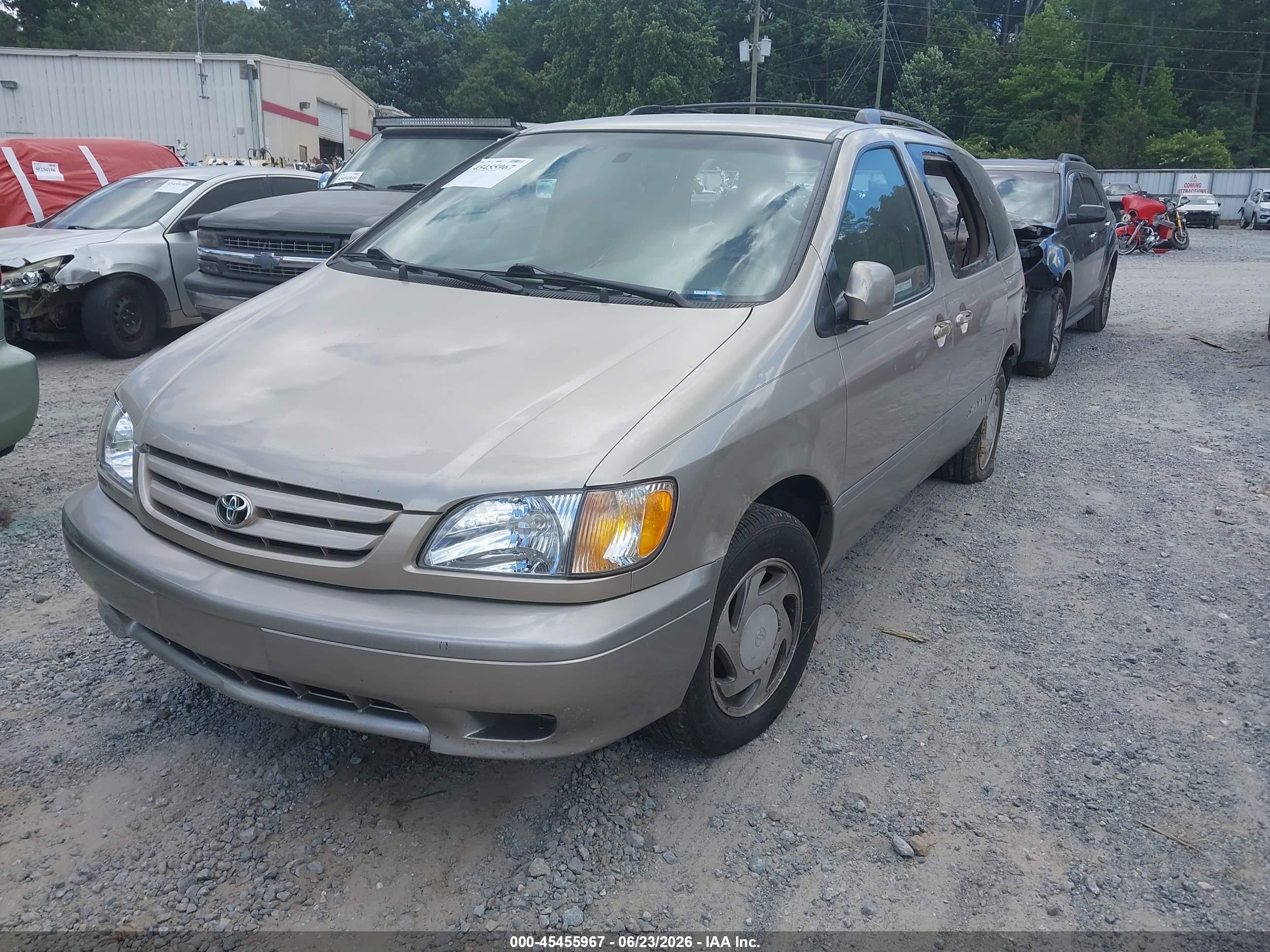 2003 Toyota Sienna Le Tan vin: 4T3ZF13C93U520716