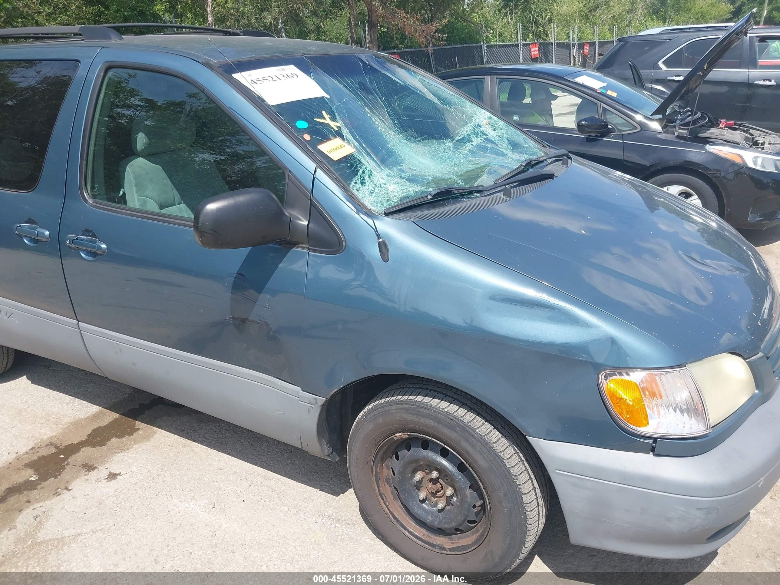 2003 Toyota Sienna Le Blue vin: 4T3ZF13C93U546880