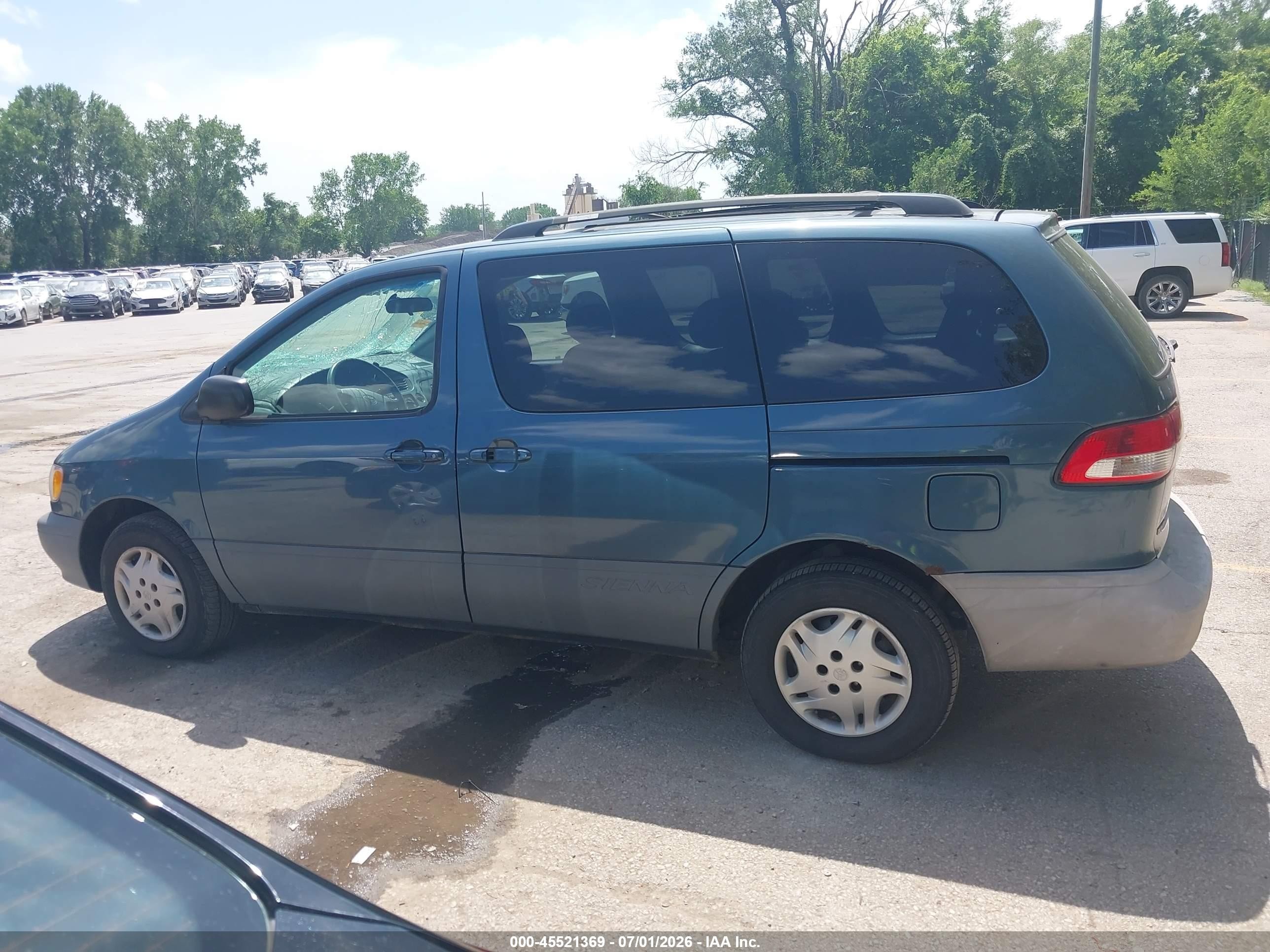 2003 Toyota Sienna Le Blue vin: 4T3ZF13C93U546880
