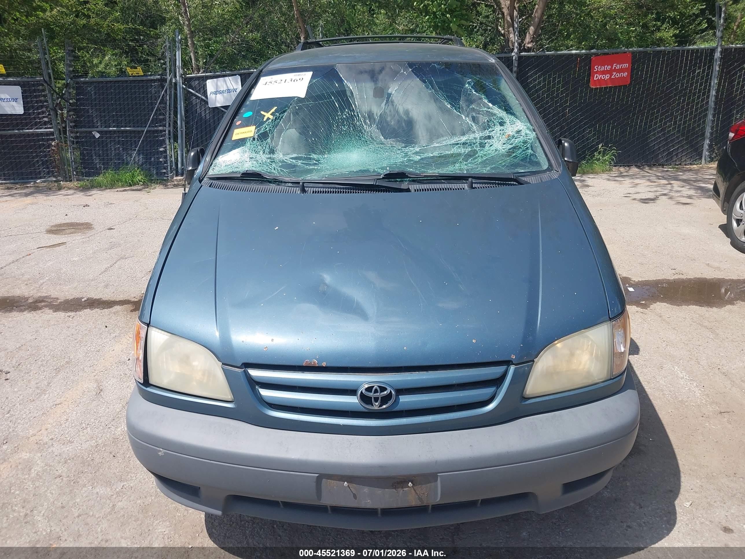 2003 Toyota Sienna Le Blue vin: 4T3ZF13C93U546880