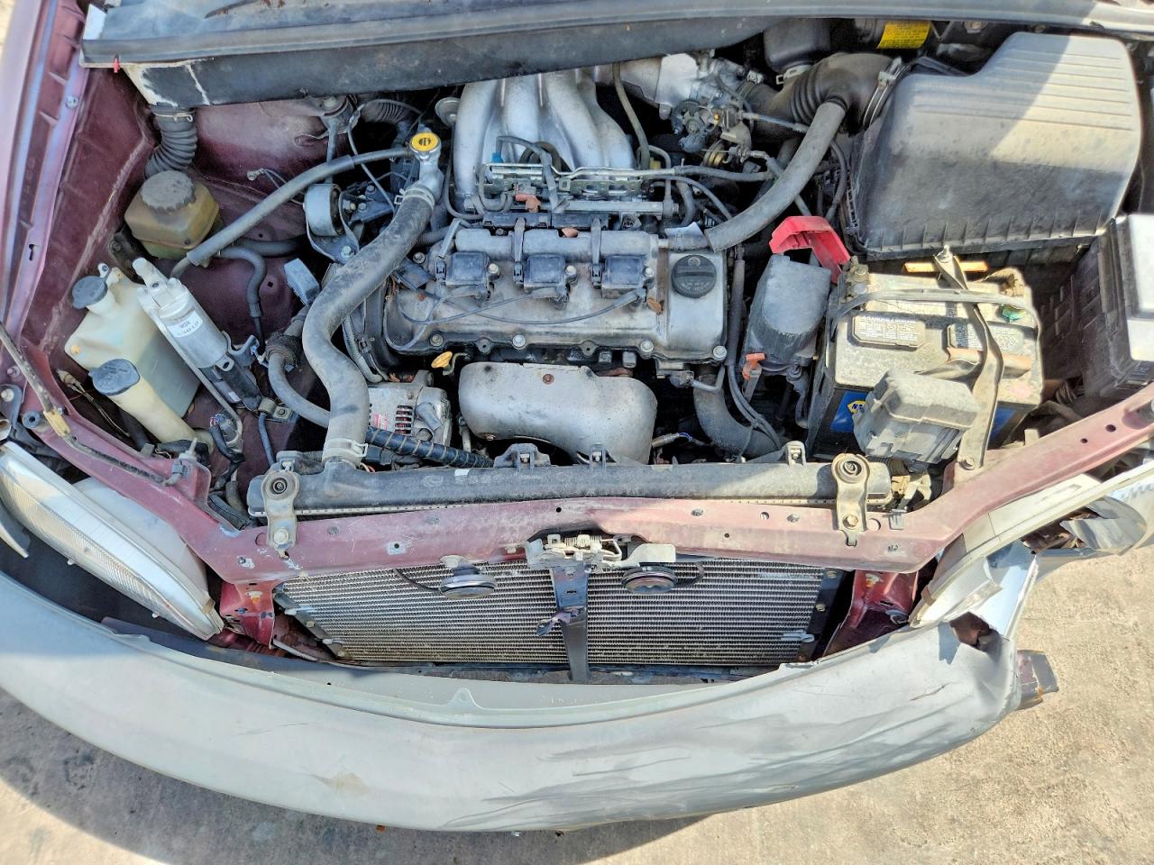 2000 Toyota Sienna Le Burgundy vin: 4T3ZF13C9YU201727