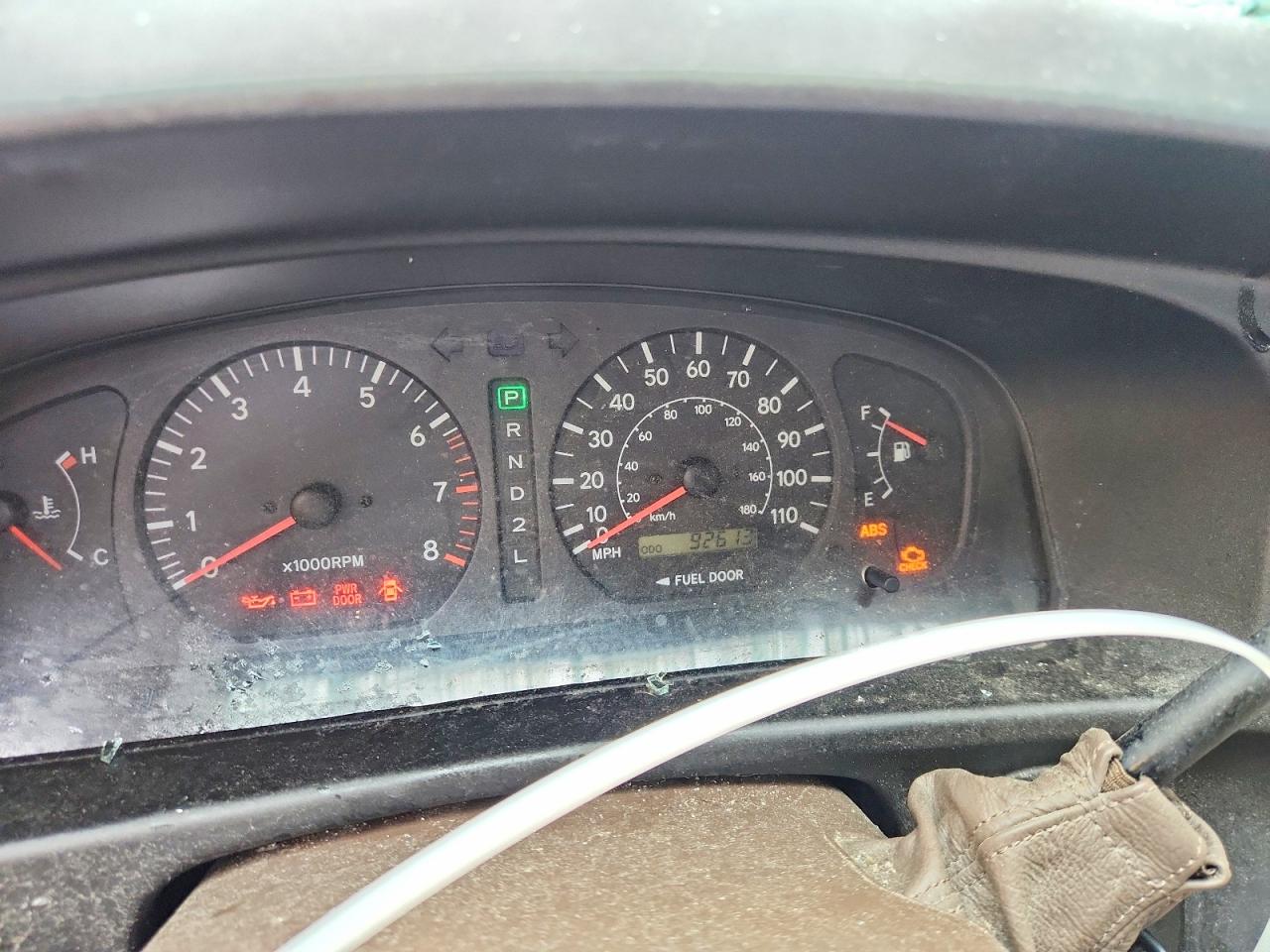 2000 Toyota Sienna Le Tan vin: 4T3ZF13C9YU289338