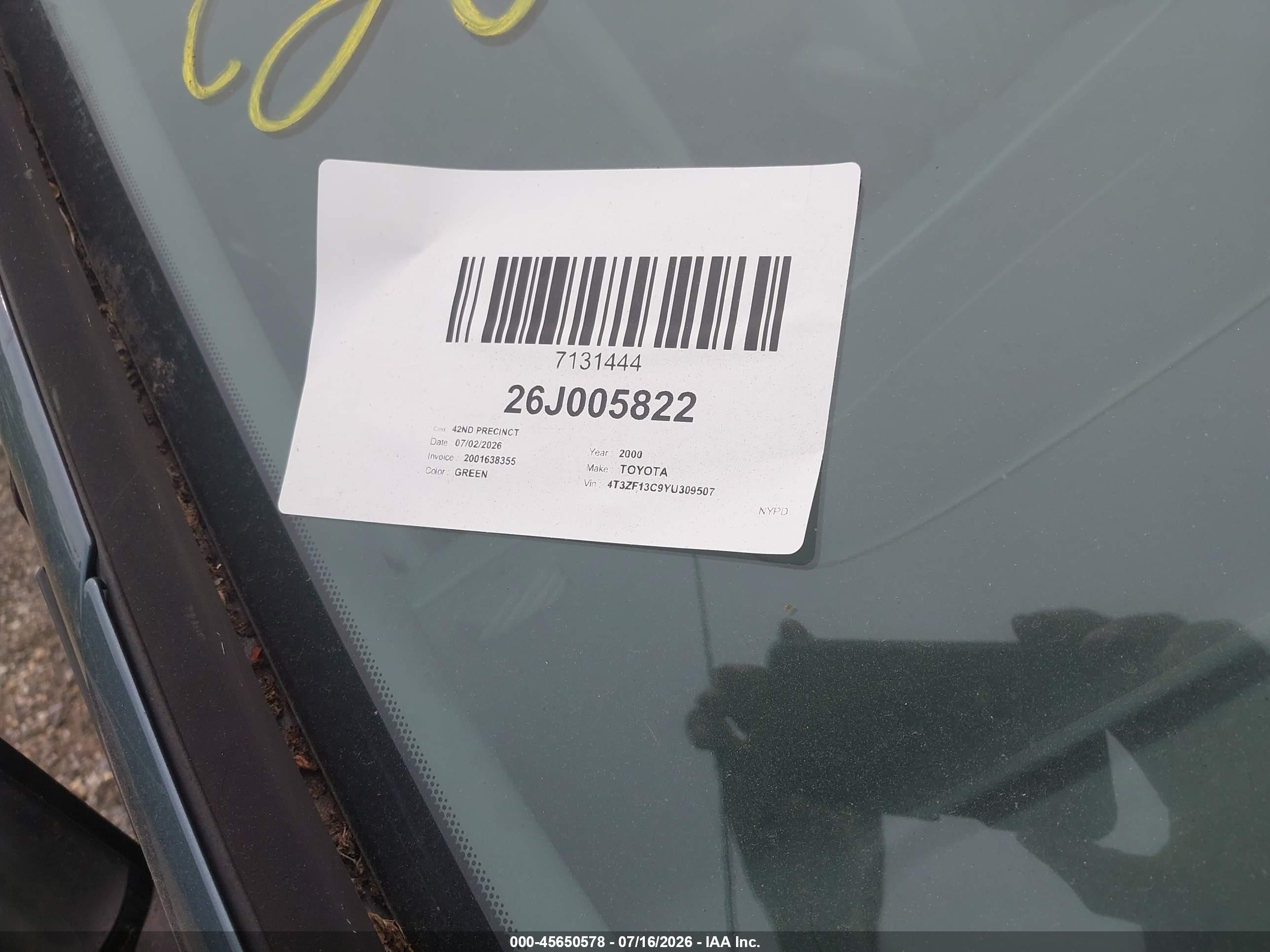 2000 Toyota Sienna Le Light Blue vin: 4T3ZF13C9YU309507