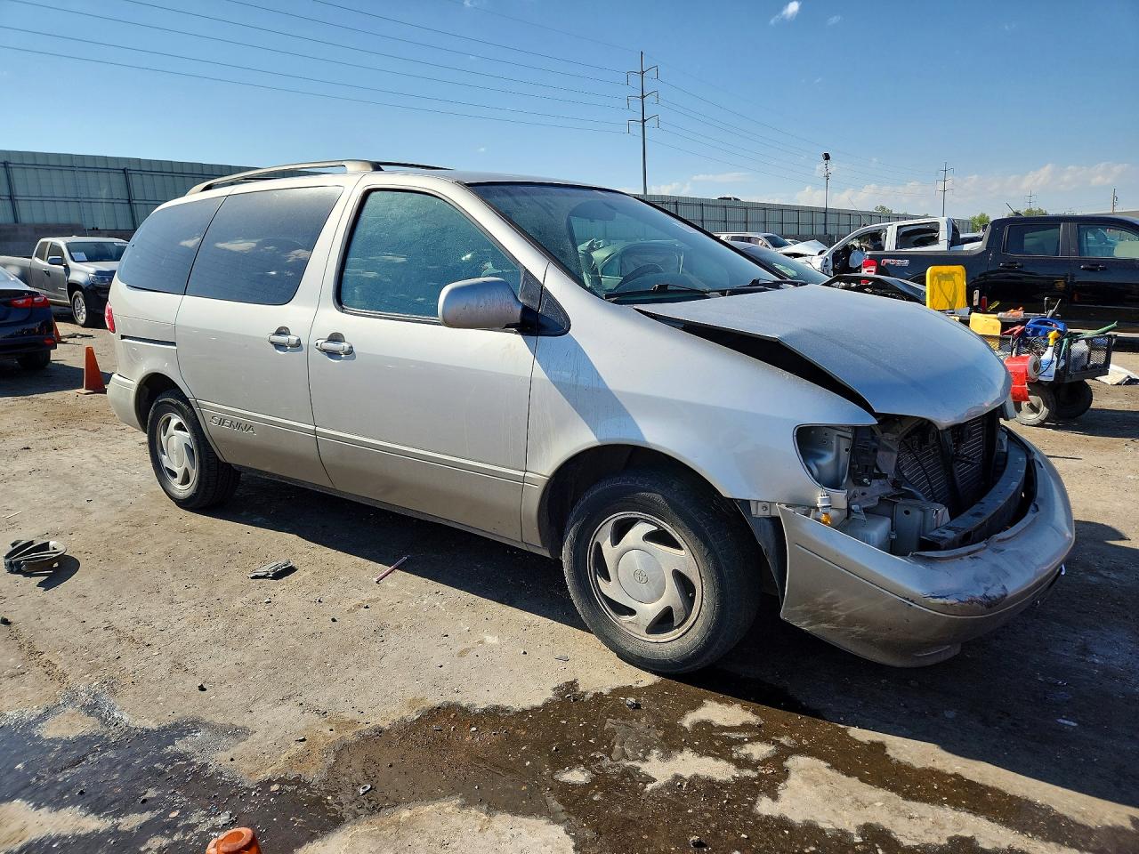 2002 Toyota Sienna Xle Silver vin: 4T3ZF13CX2U462758