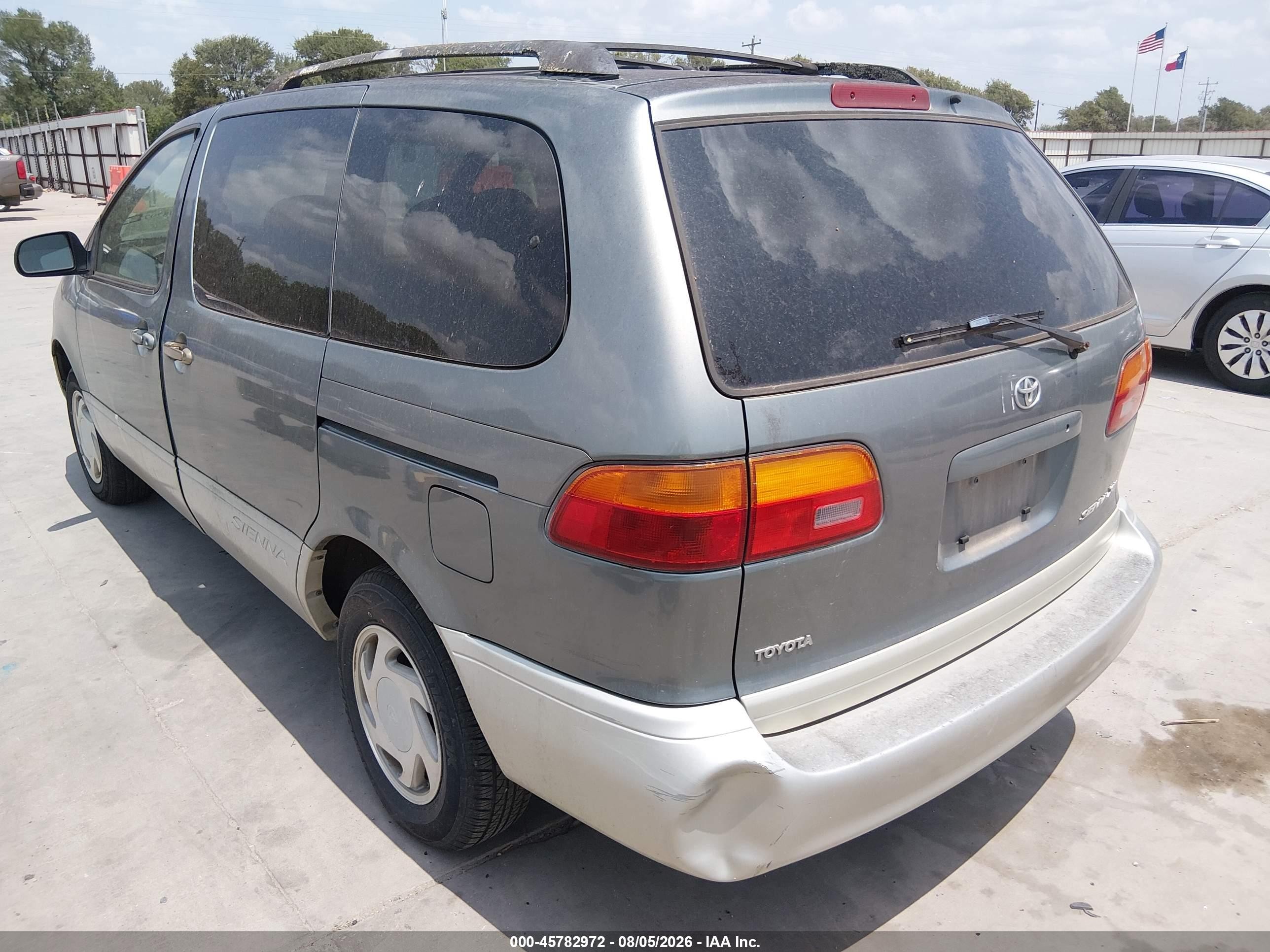2000 Toyota Sienna Xle Green vin: 4T3ZF13CXYU173999