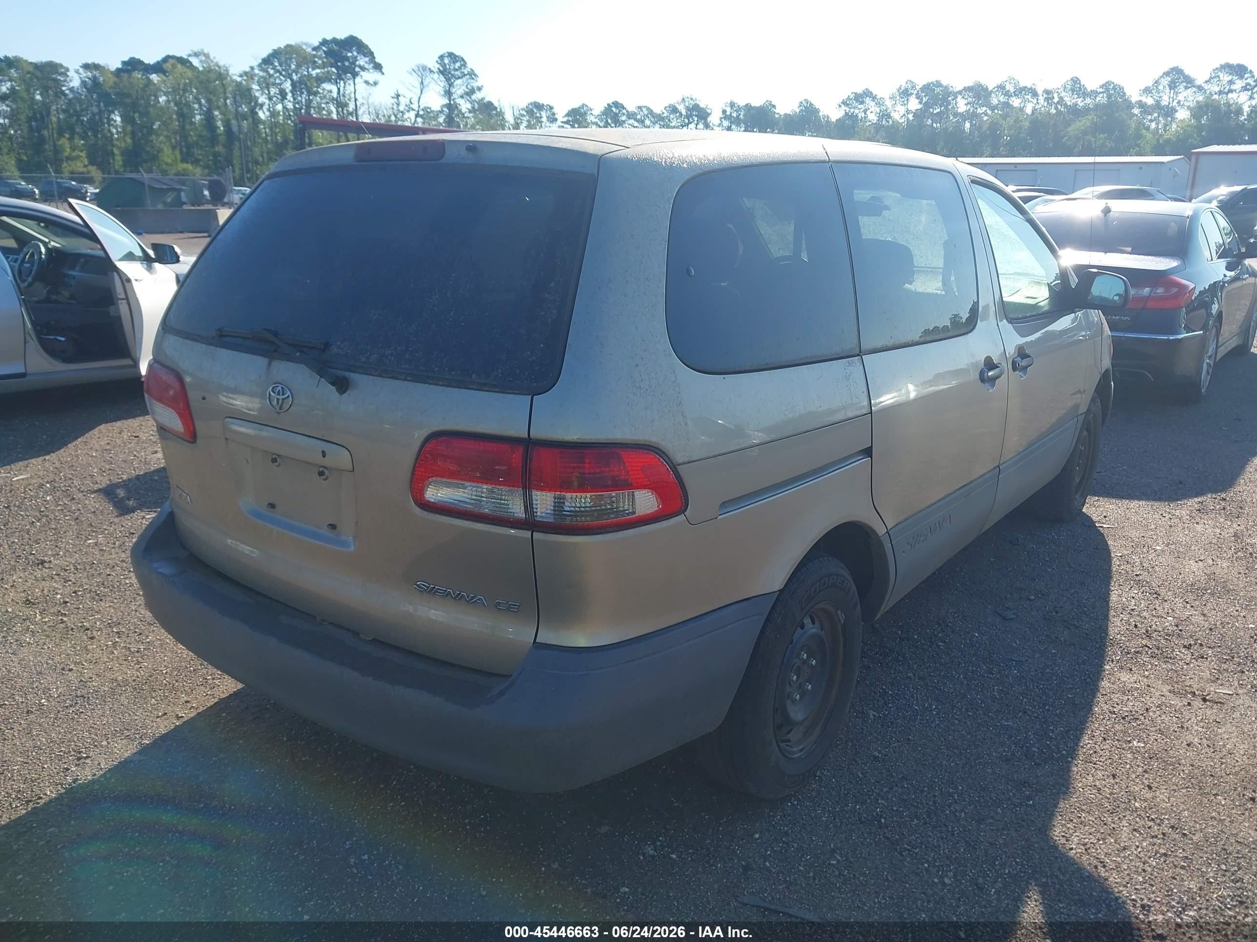 2001 Toyota Sienna Ce Brown vin: 4T3ZF19C01U380172