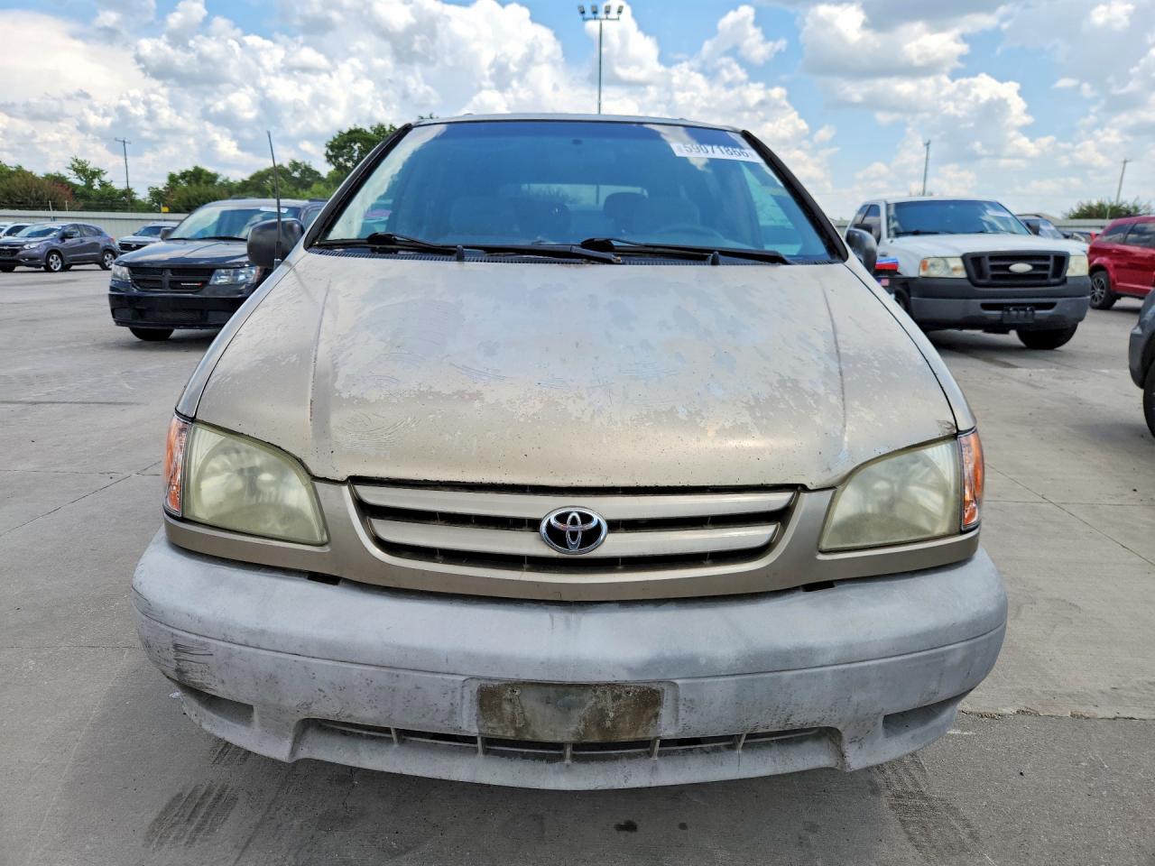 2001 Toyota Sienna Ce Tan vin: 4T3ZF19C01U400002