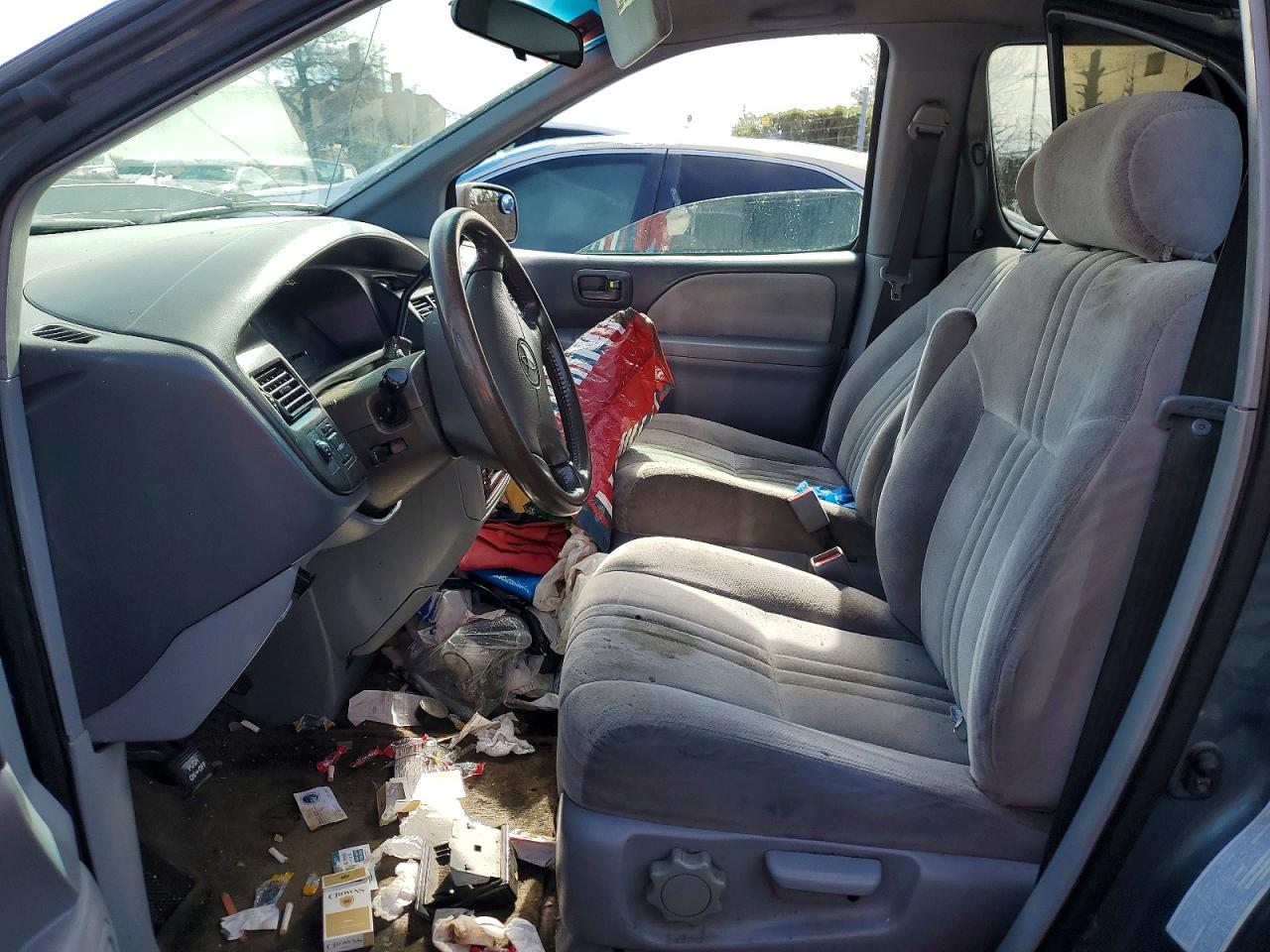 2000 Toyota Sienna Ce Blue vin: 4T3ZF19C0YU262777