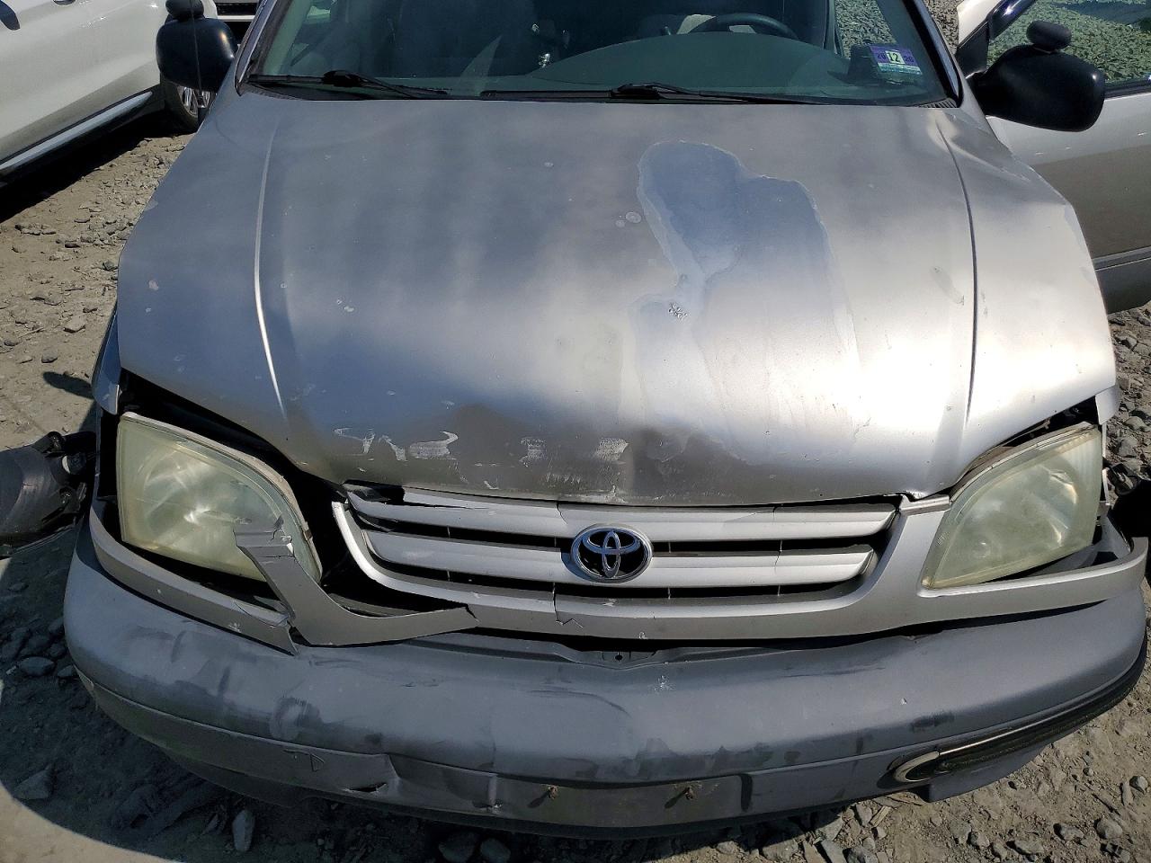 2003 Toyota Sienna Ce Tan vin: 4T3ZF19C13U551742