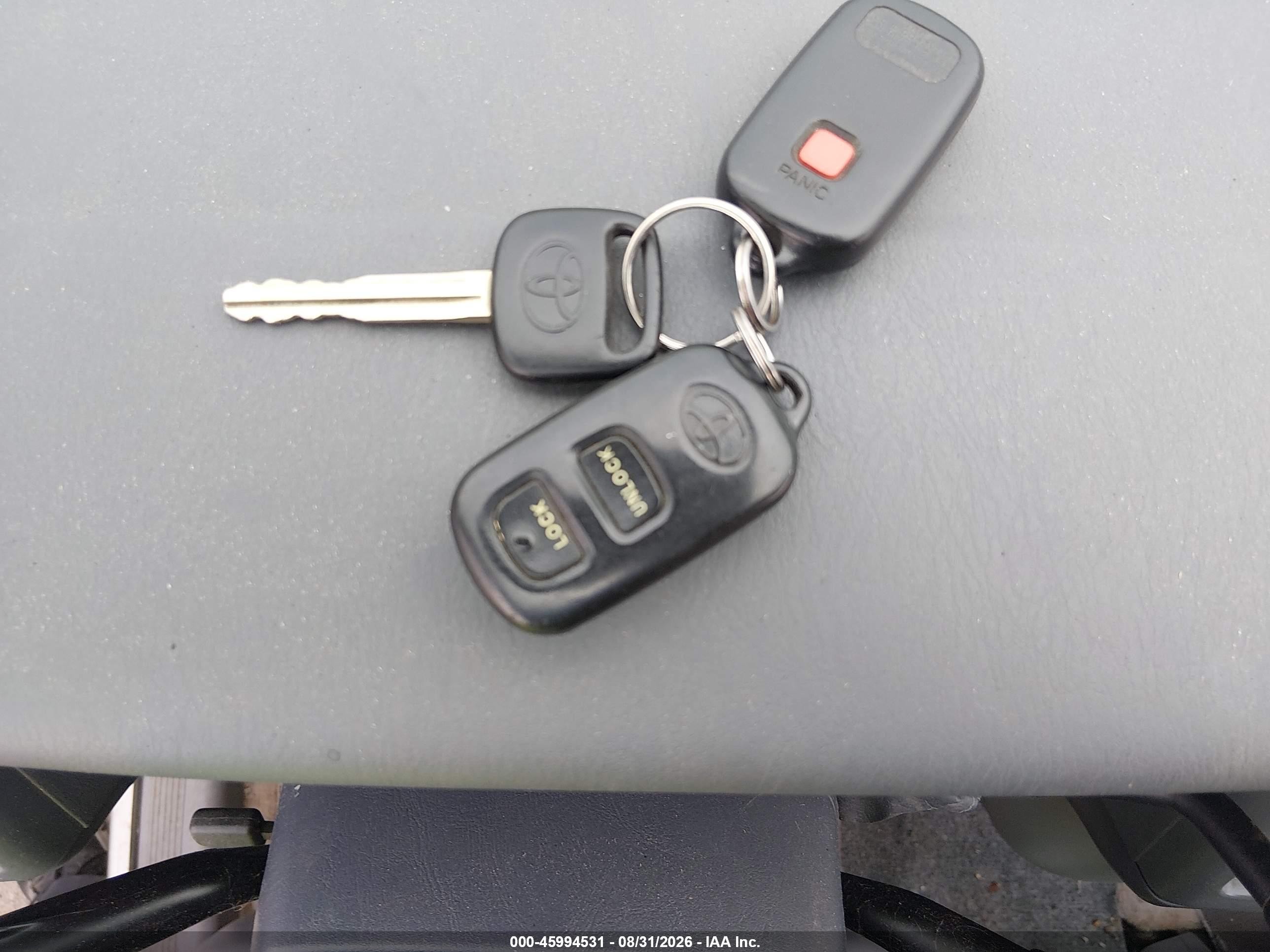 2003 Toyota Sienna Ce Silver vin: 4T3ZF19C23U541026