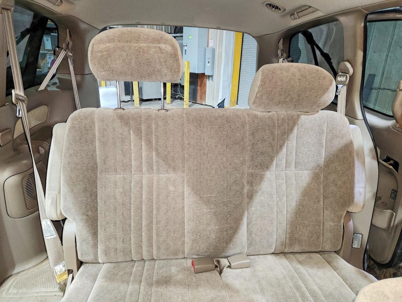2000 Toyota Sienna Ce Gray vin: 4T3ZF19C2YU202385