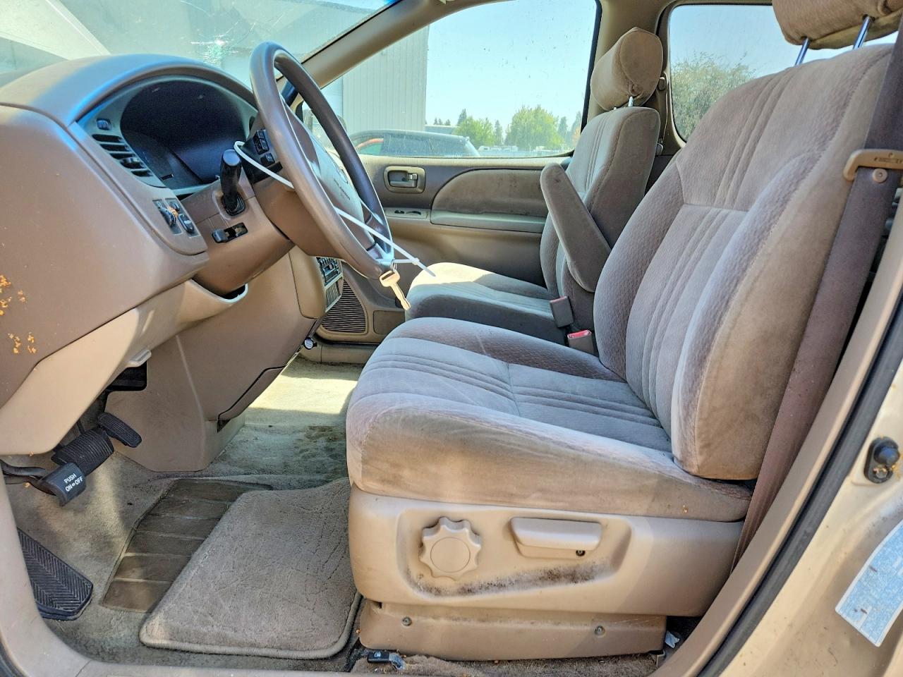 2001 Toyota Sienna Ce Beige vin: 4T3ZF19C31U328003