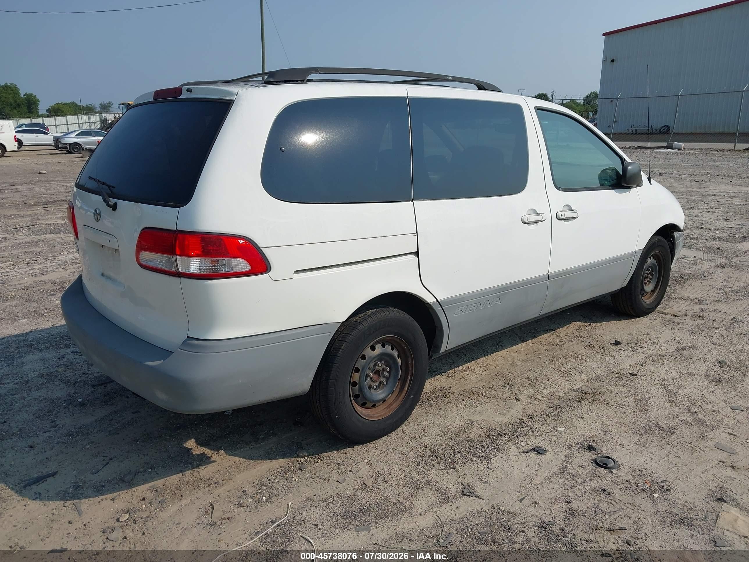 2002 Toyota Sienna Ce White vin: 4T3ZF19C32U492188