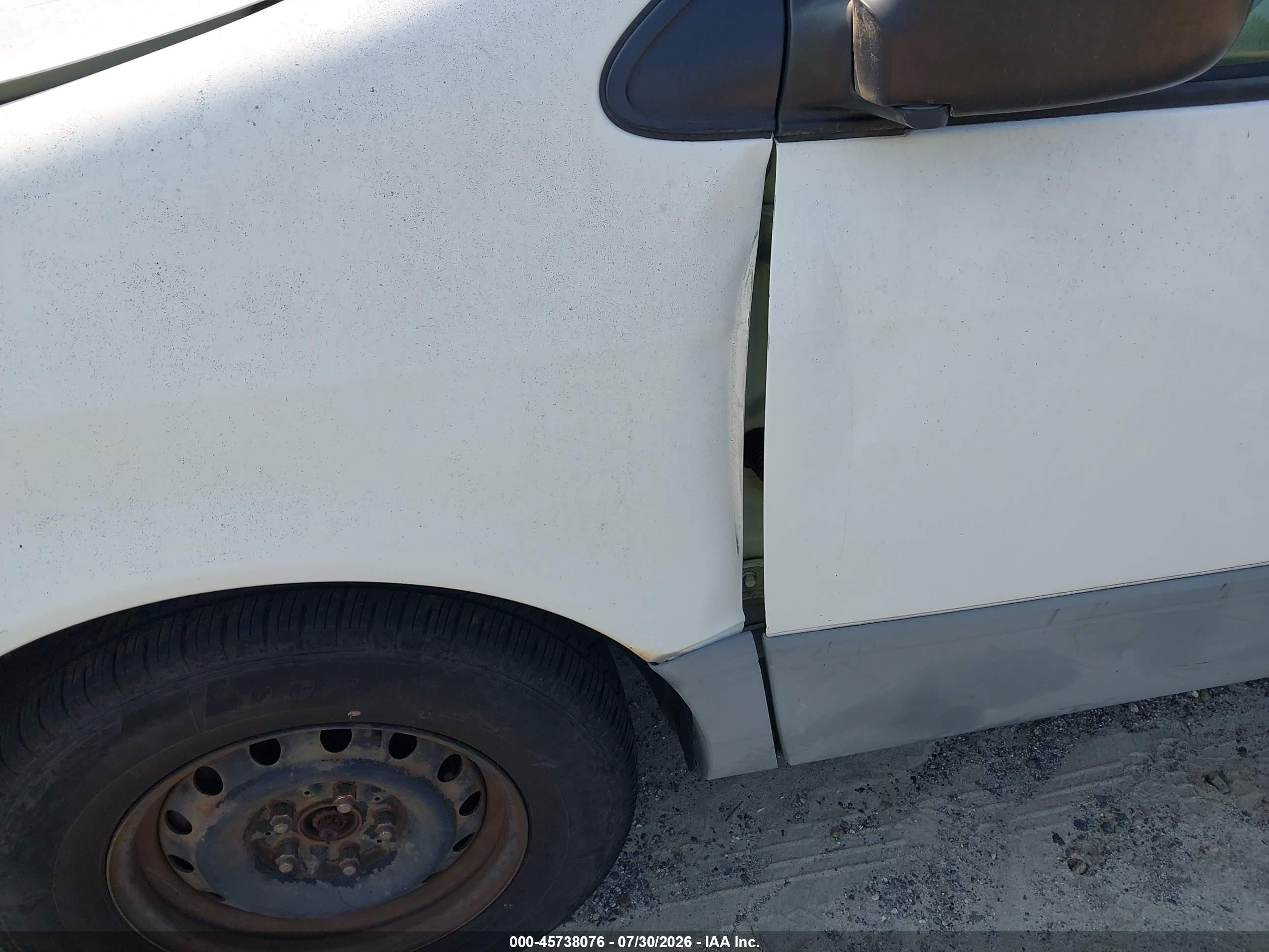2002 Toyota Sienna Ce White vin: 4T3ZF19C32U492188