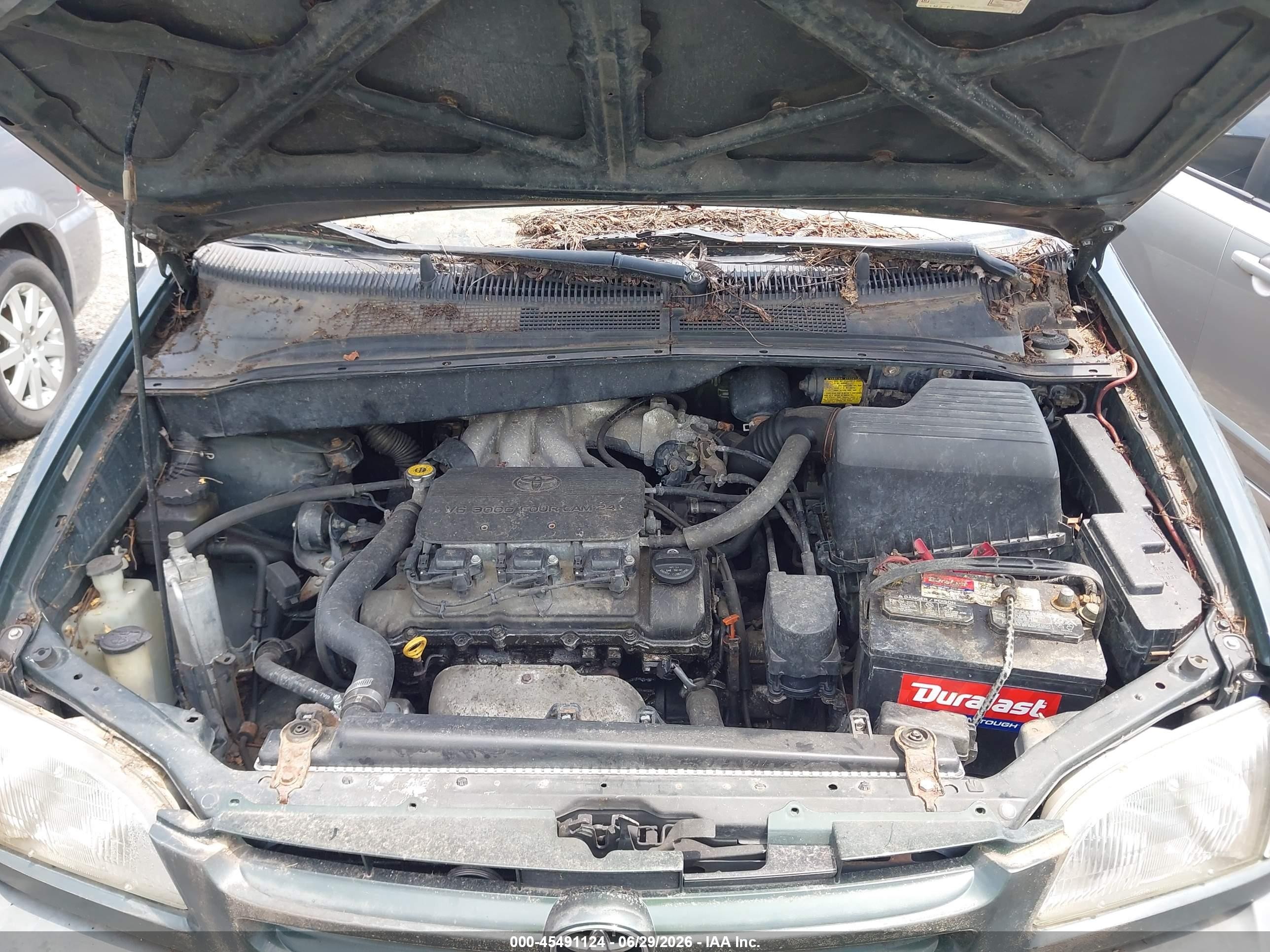 2000 Toyota Sienna Ce Green vin: 4T3ZF19C3YU186469