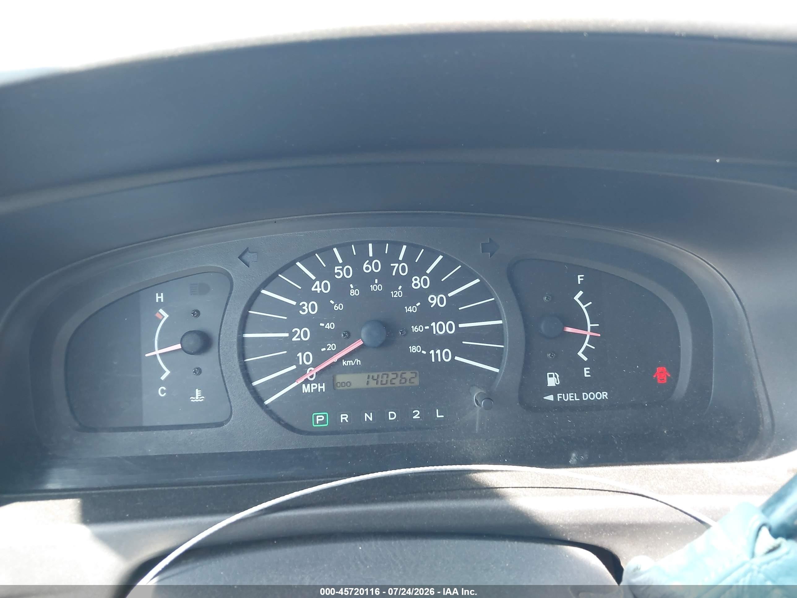 2000 Toyota Sienna Ce Серый vin: 4T3ZF19C3YU281937