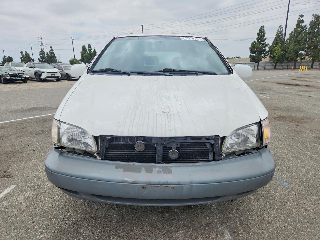 2000 Toyota Sienna Ce White vin: 4T3ZF19C3YU313611