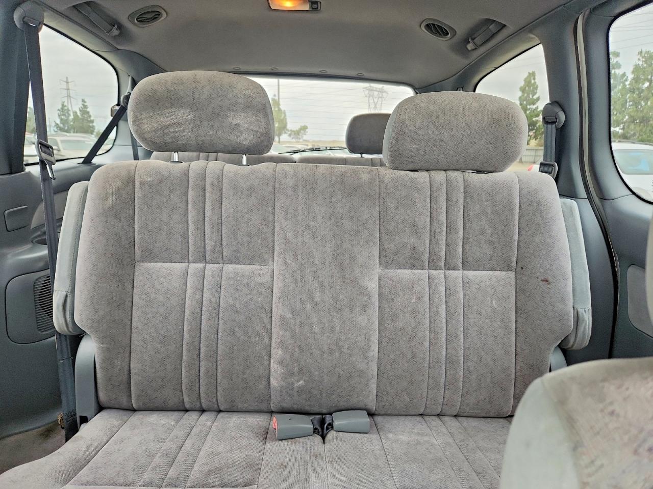 2000 Toyota Sienna Ce White vin: 4T3ZF19C3YU313611