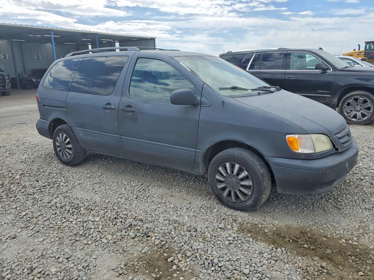 2002 Toyota Sienna Ce Gray vin: 4T3ZF19C42U481362
