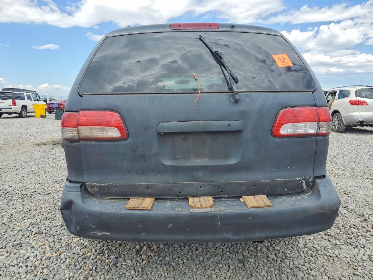 2002 Toyota Sienna Ce Gray vin: 4T3ZF19C42U481362