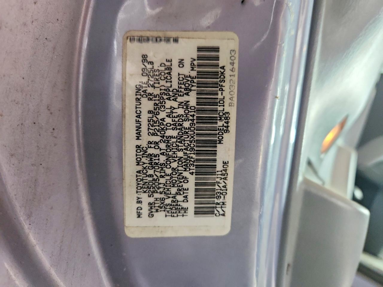 1999 Toyota Sienna Ce Серебряный vin: 4T3ZF19C5XU094410