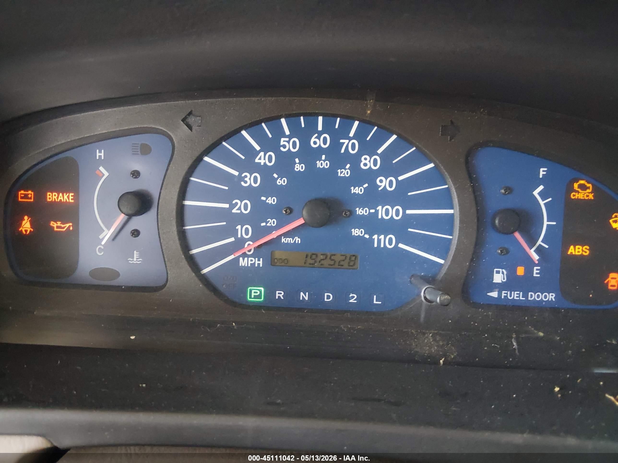 2001 Toyota Sienna Ce Red vin: 4T3ZF19C61U396473