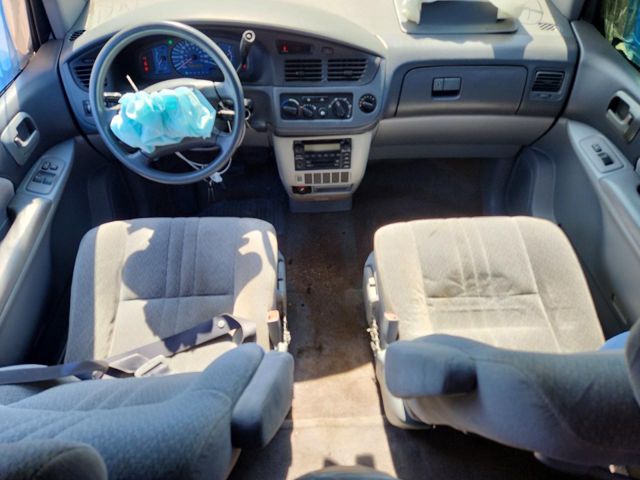 2002 Toyota Sienna Ce White vin: 4T3ZF19C62U495974