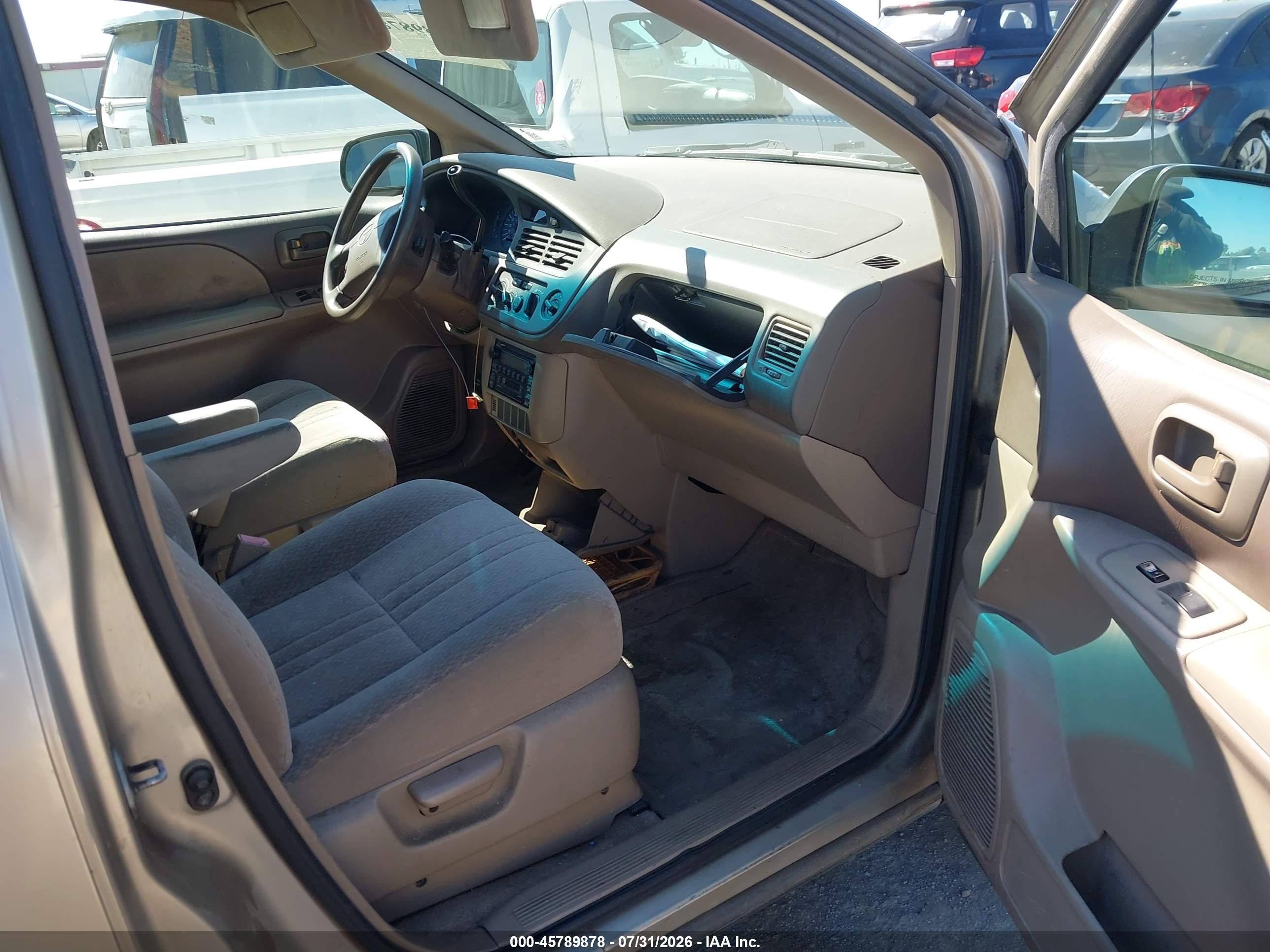 2001 Toyota Sienna Ce Gold vin: 4T3ZF19C71U371808