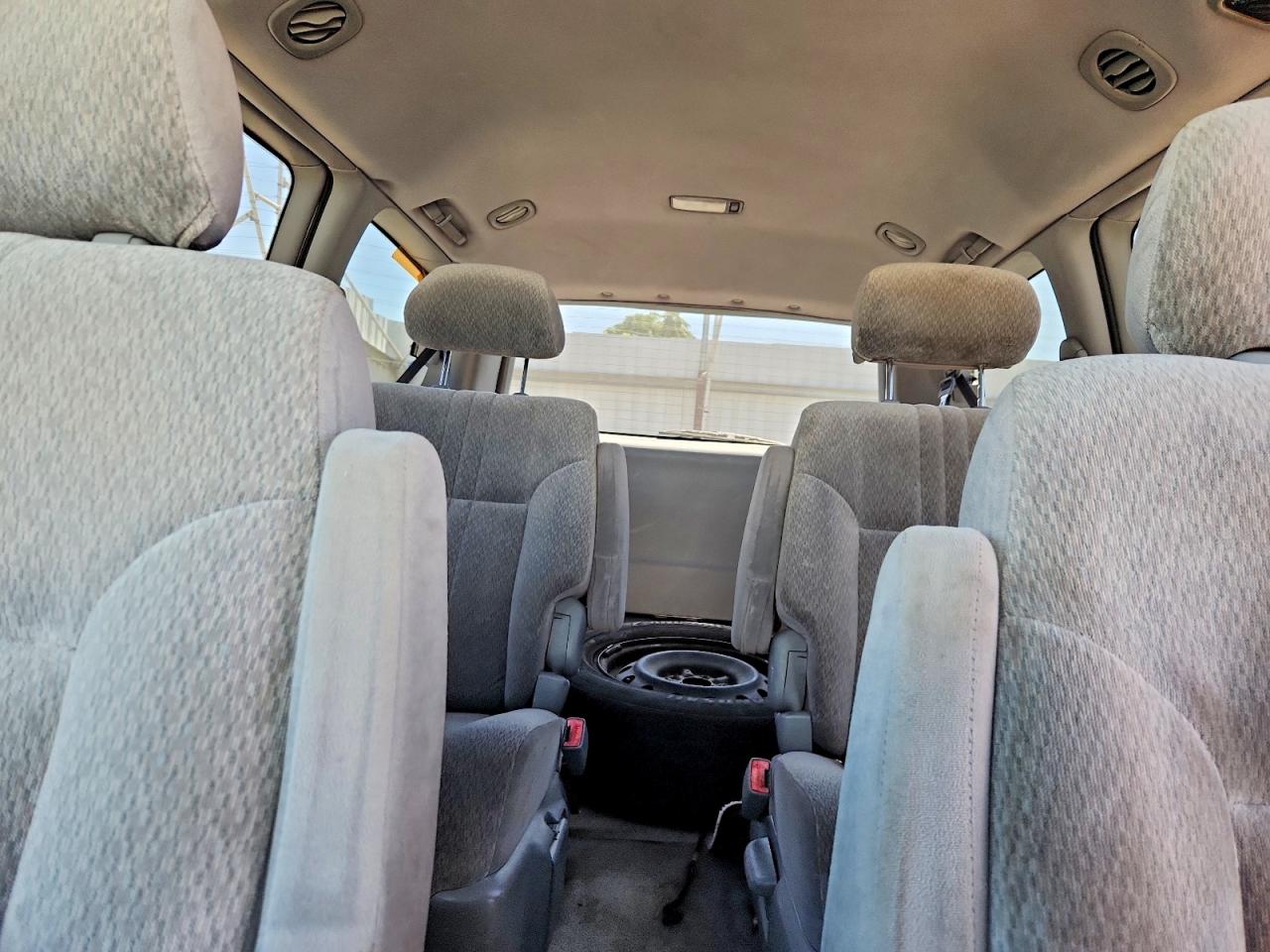 2003 Toyota Sienna Ce White vin: 4T3ZF19C73U526490