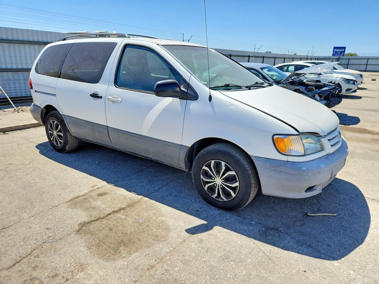 2003 Toyota Sienna Ce White vin: 4T3ZF19C73U526490