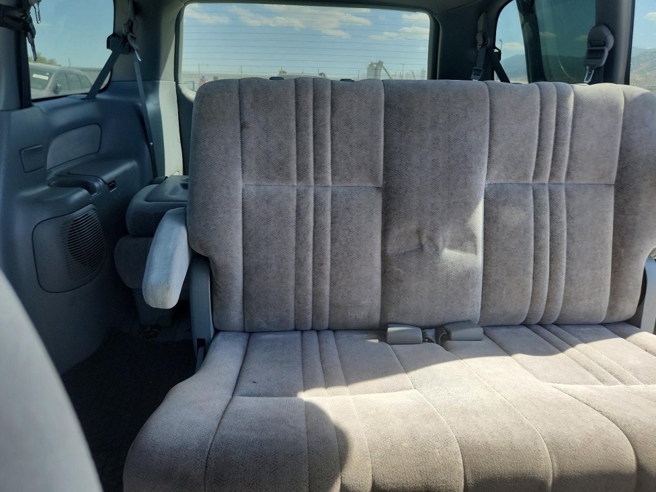 2000 Toyota Sienna Ce Charcoal vin: 4T3ZF19C7YU319623