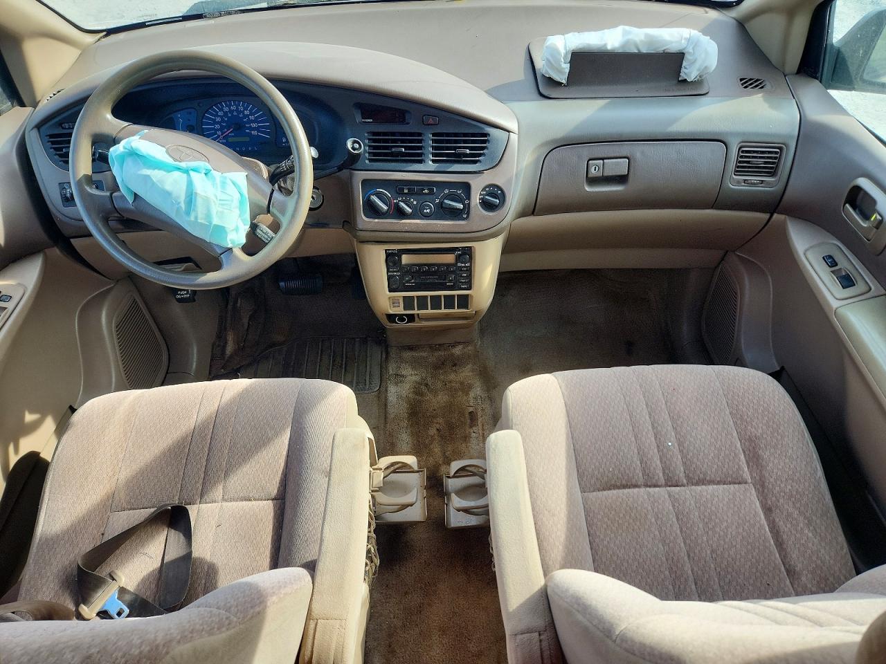 2001 Toyota Sienna Ce Tan vin: 4T3ZF19C81U379092
