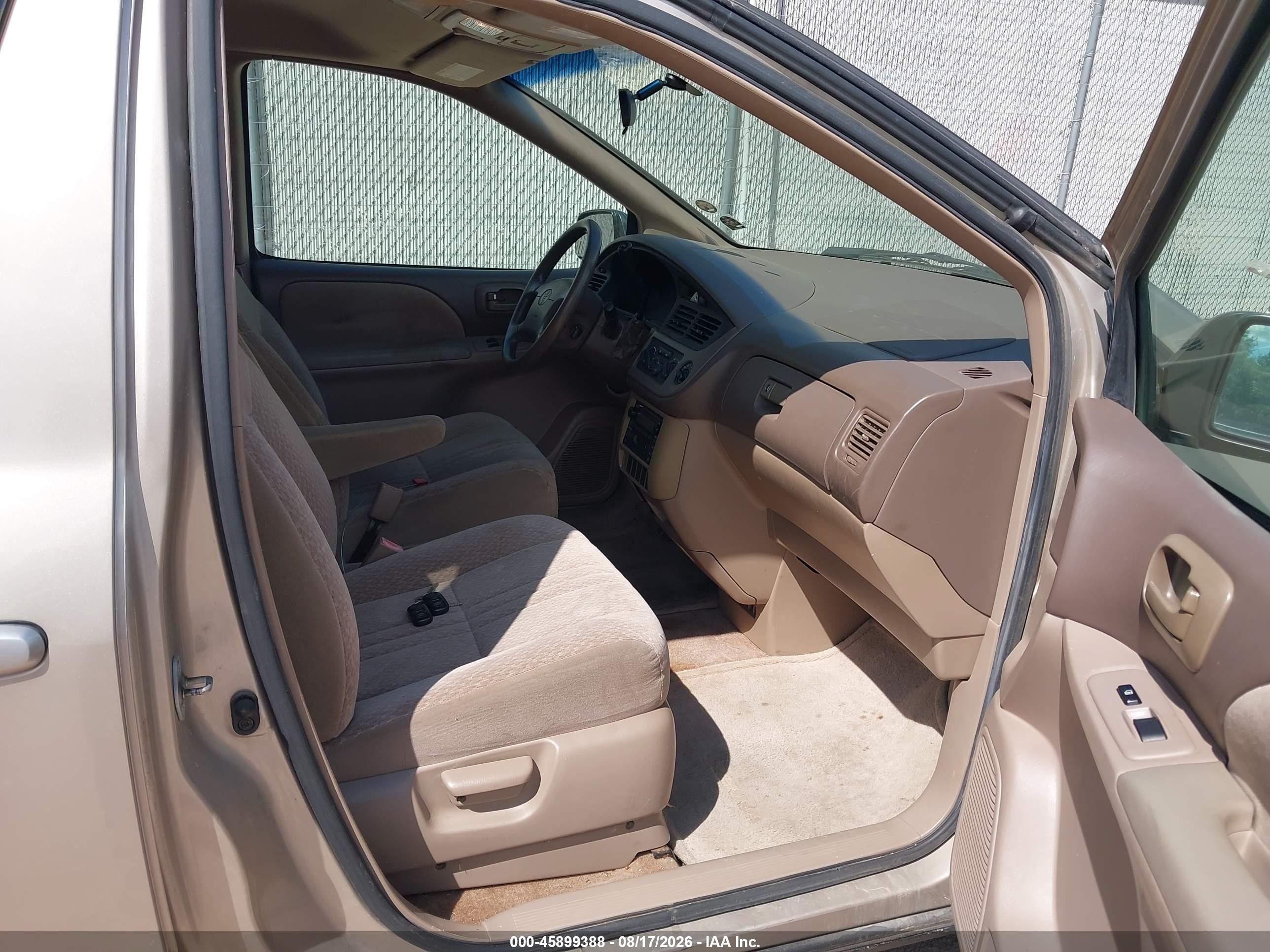 2002 Toyota Sienna Ce Gold vin: 4T3ZF19C92U496634