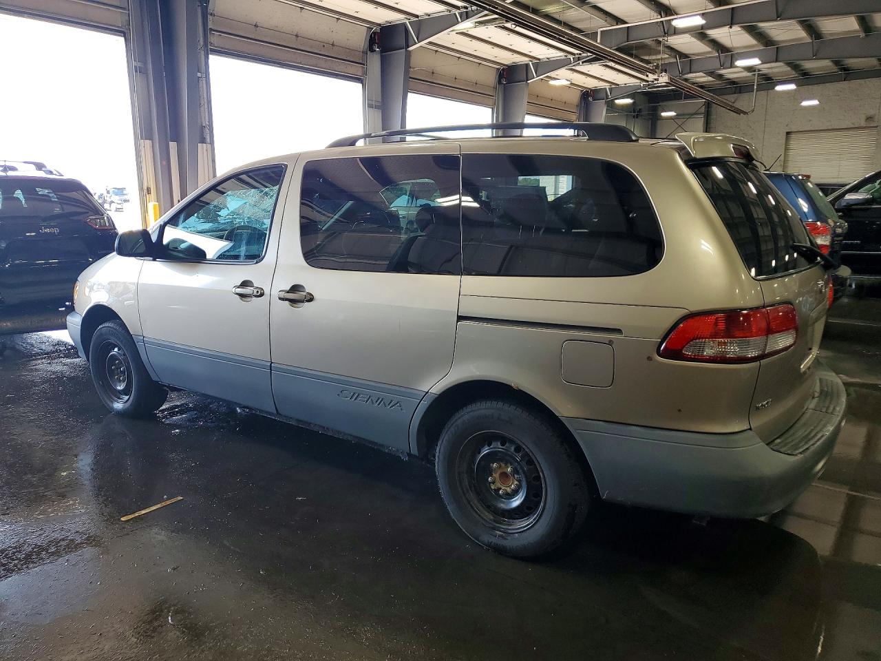 2003 Toyota Sienna Ce Tan vin: 4T3ZF19C93U552914