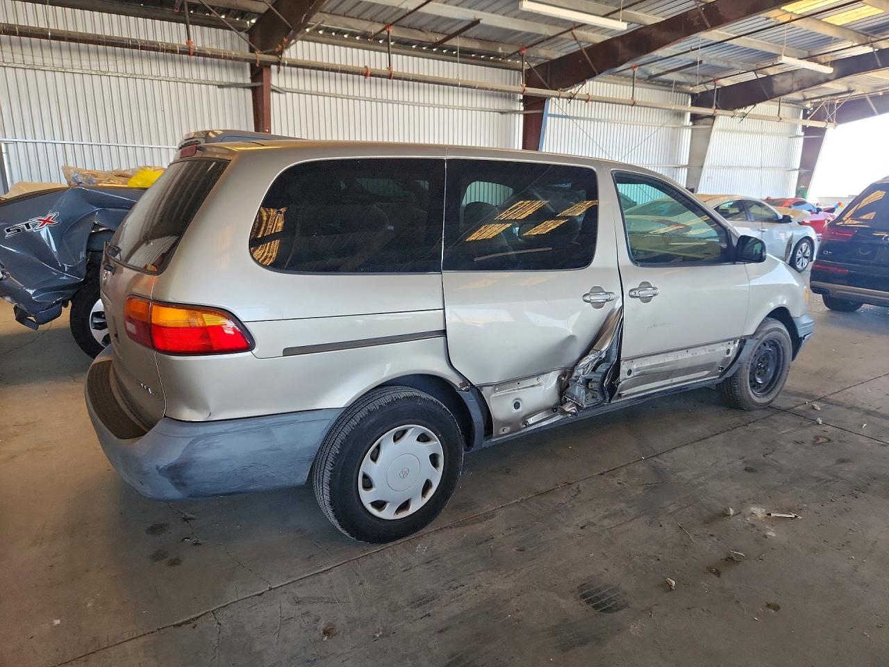2000 Toyota Sienna Ce Желто-коричневый vin: 4T3ZF19C9YU297558