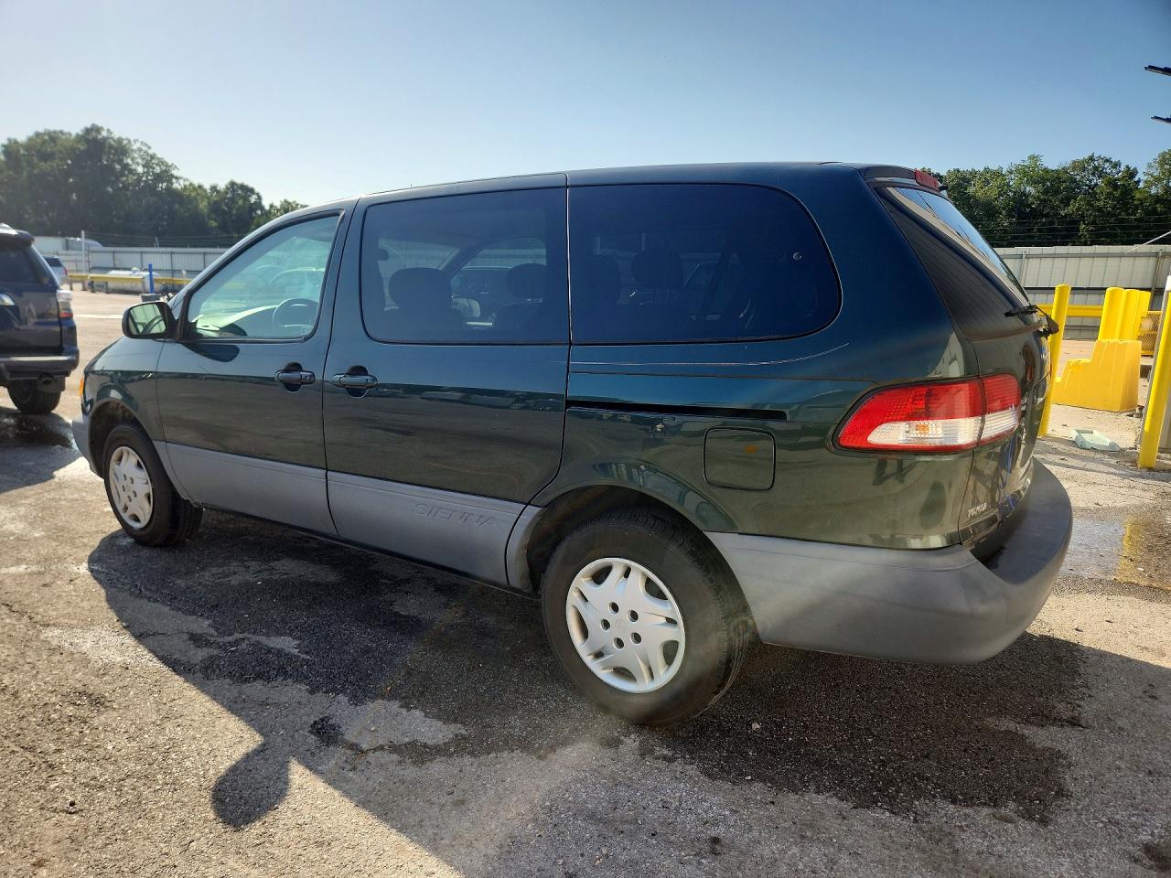 2001 Toyota Sienna Ce Green vin: 4T3ZF19CX1U375240