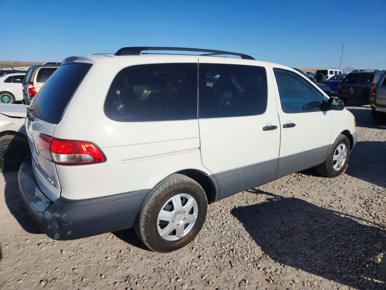 2003 Toyota Sienna Ce White vin: 4T3ZF19CX3U532025