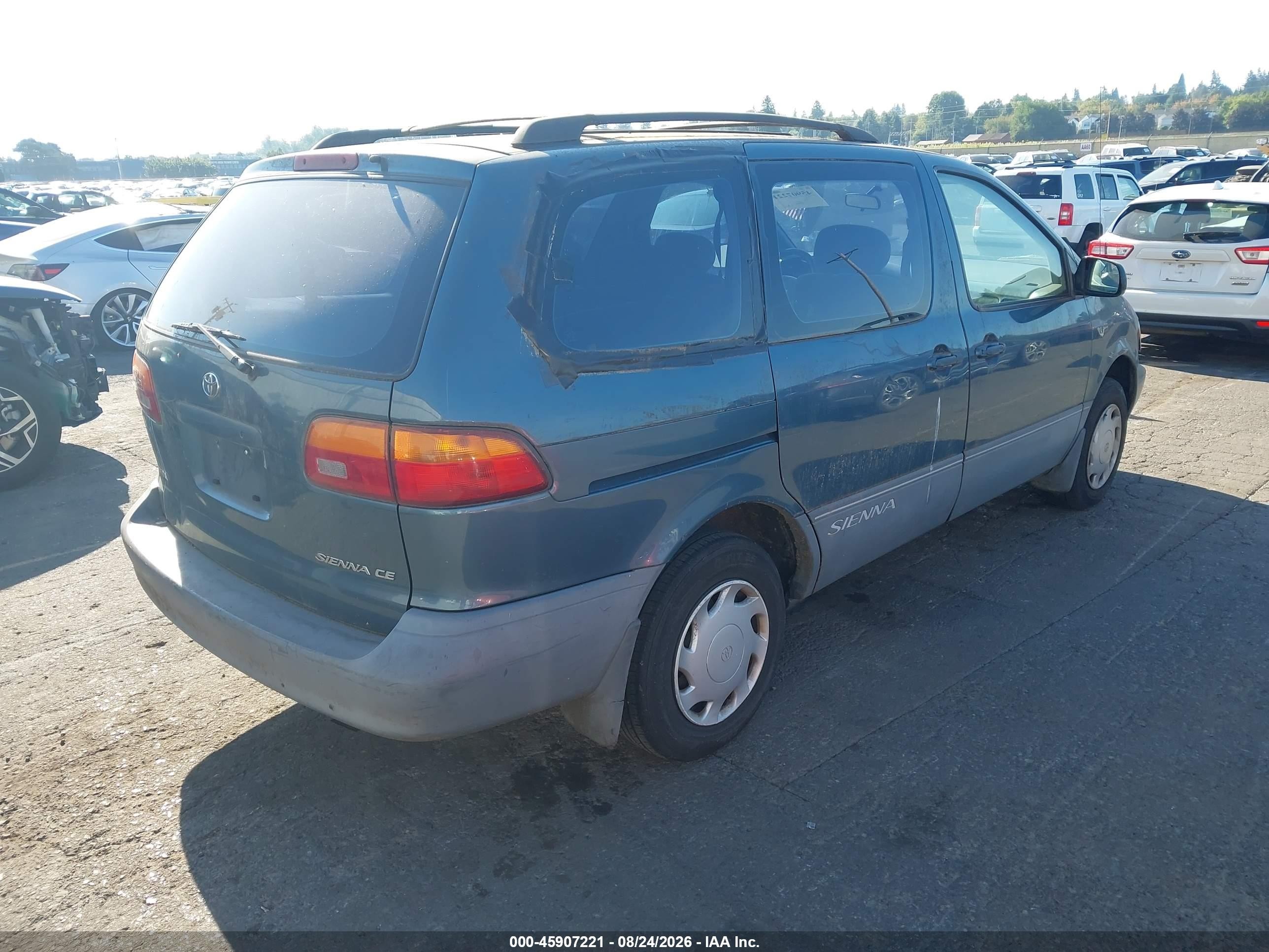 2000 Toyota Sienna Ce Зеленый vin: 4T3ZF19CXYU202862