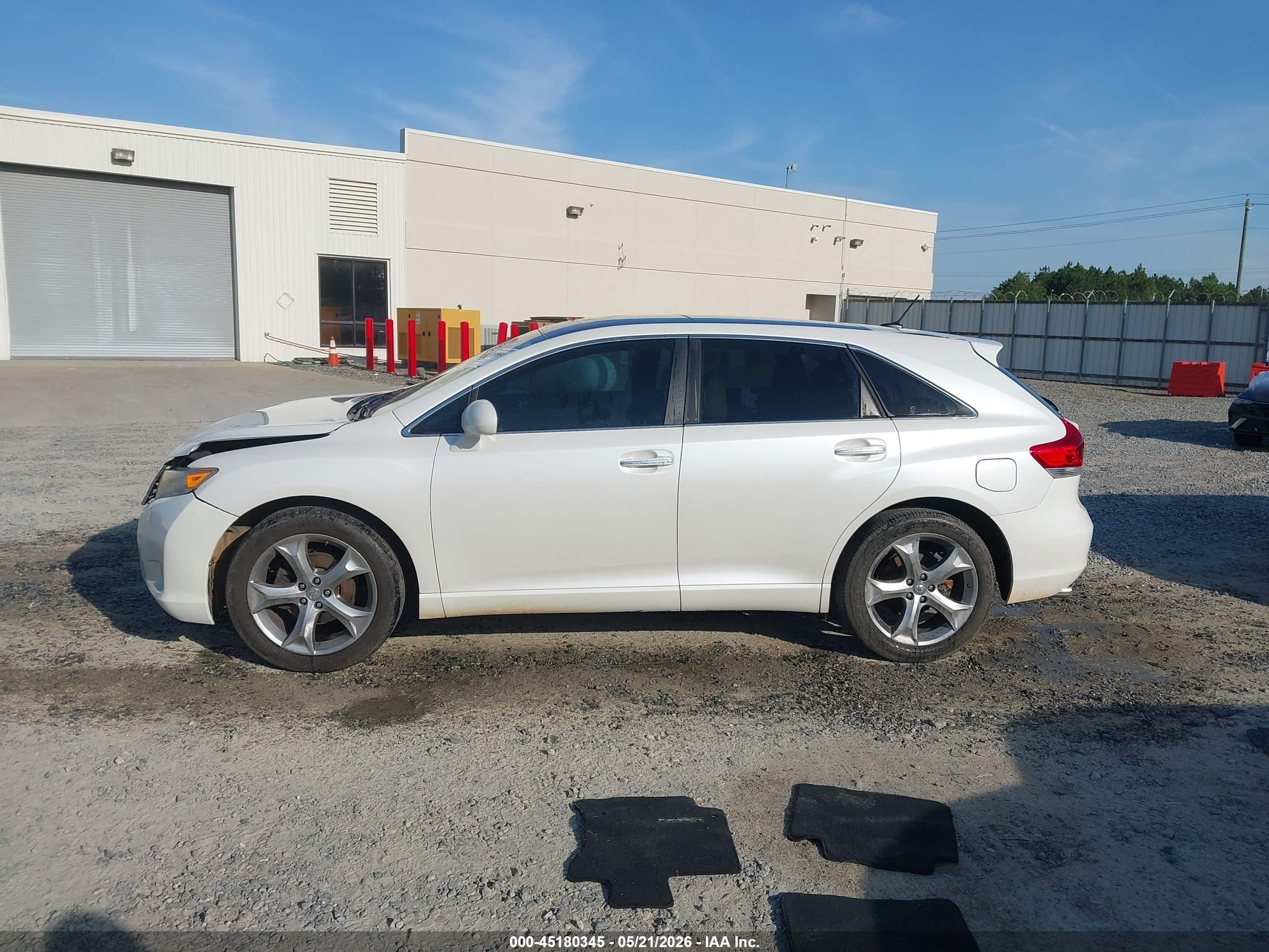 2009 Toyota Venza Base V6 White vin: 4T3ZK11A29U018460