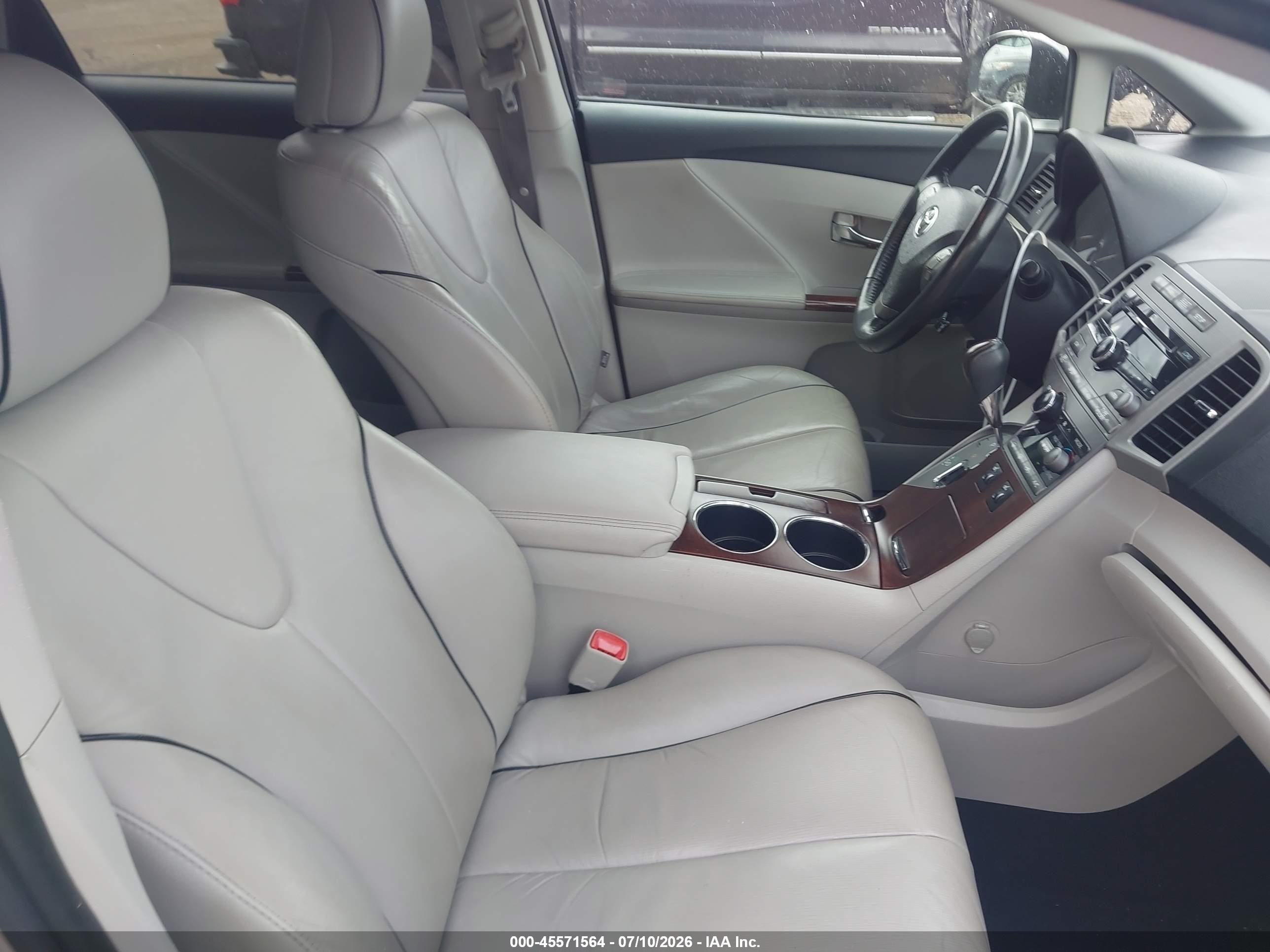 2009 Toyota Venza Base V6 Серебряный vin: 4T3ZK11A39U013655