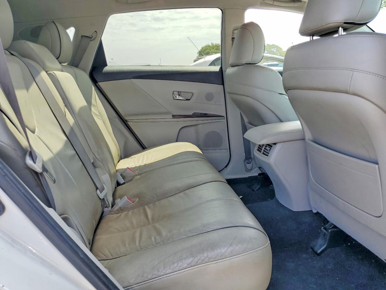 2009 Toyota Venza Fwd V6 White vin: 4T3ZK11A49U013969