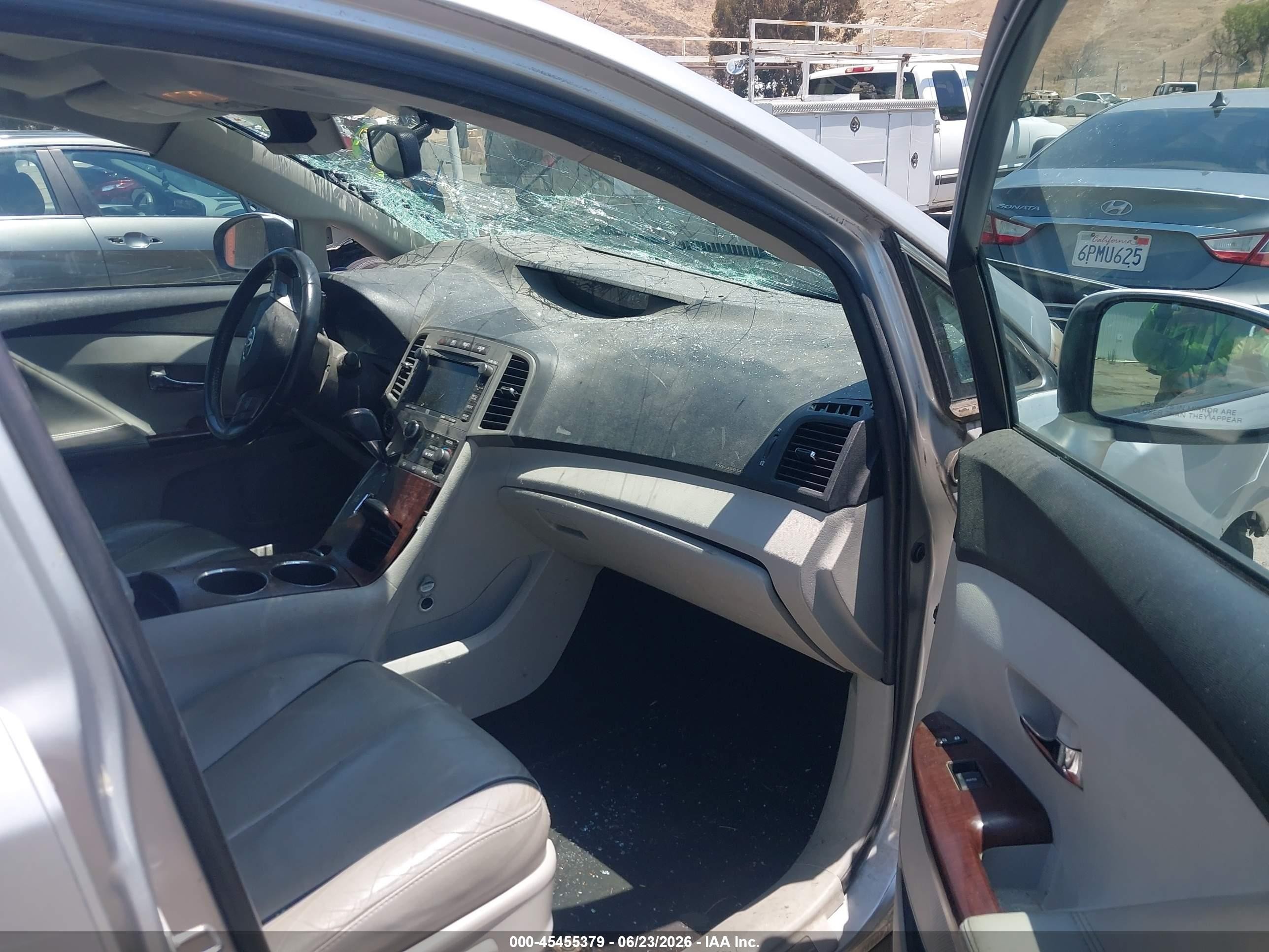 2009 Toyota Venza Base V6 Silver vin: 4T3ZK11A89U013201