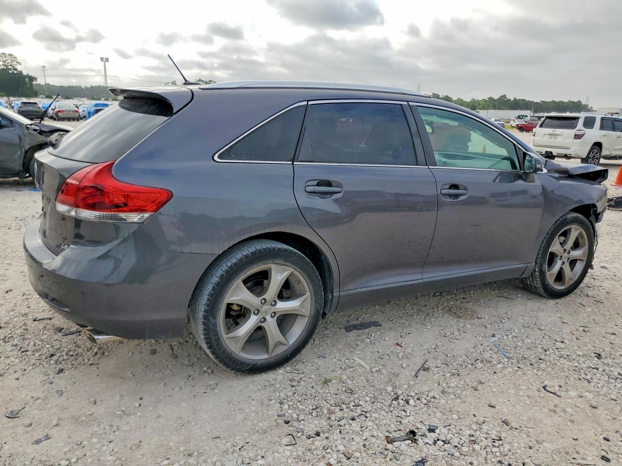 2013 Toyota Venza Le Gray vin: 4T3ZK3BB0DU059911